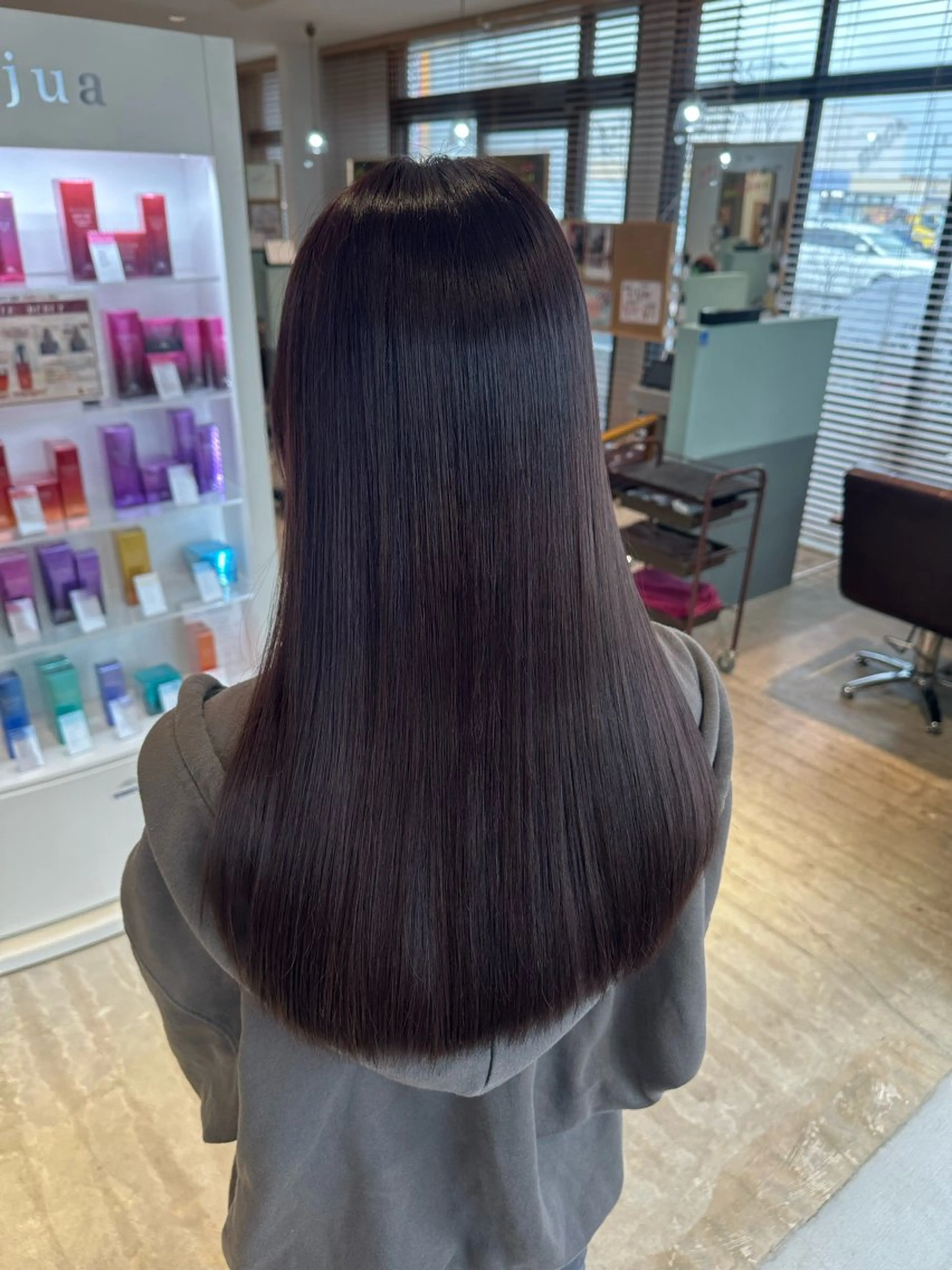 ロング 畑 有里恵のヘアスタイル