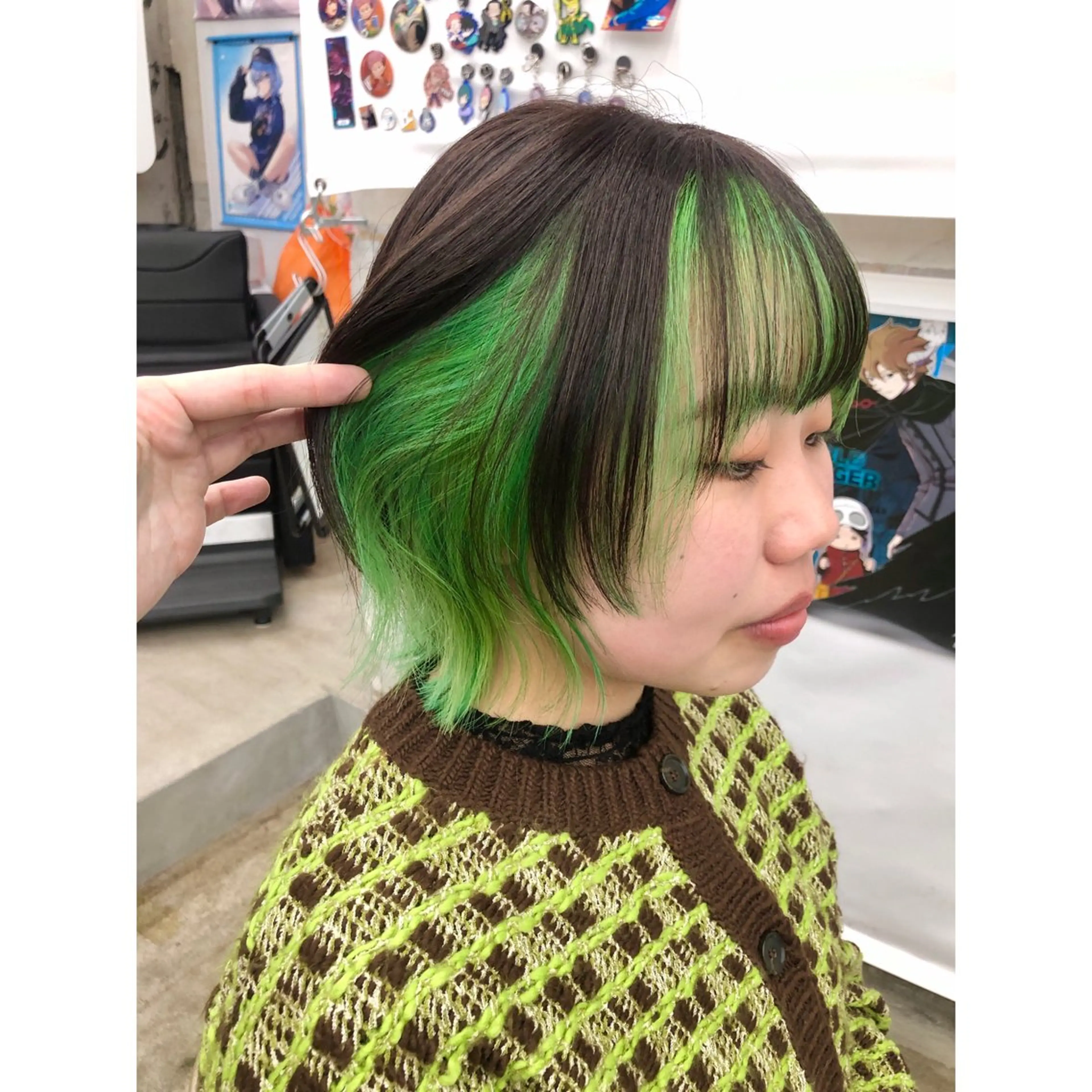 ショート カラー 推しカラー✨ オタク美容師ユウカのヘアスタイル