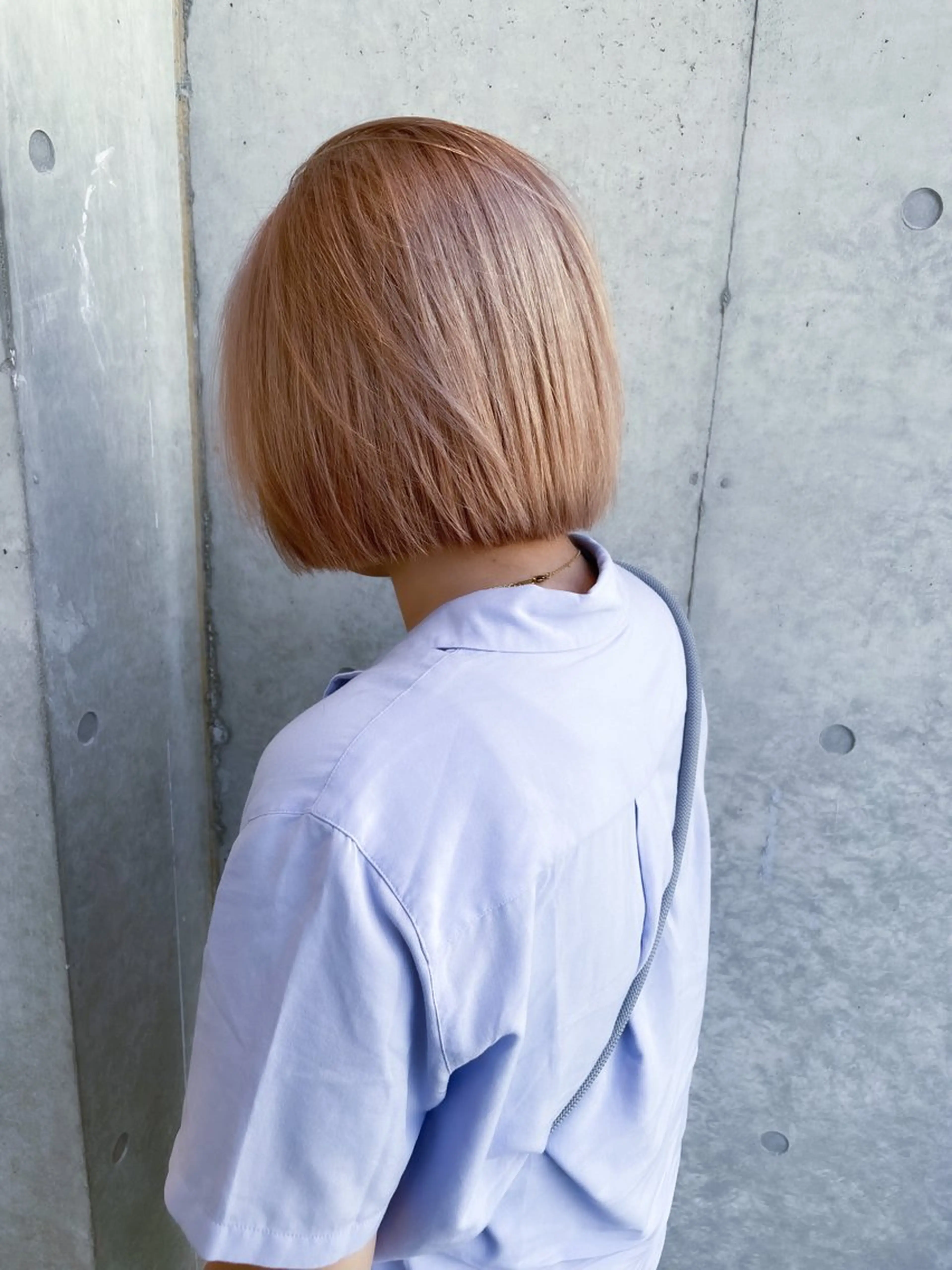 ショート カラー ヘアアレンジ ミニボブ/ブリーチ 🌈MISATOのヘアスタイル