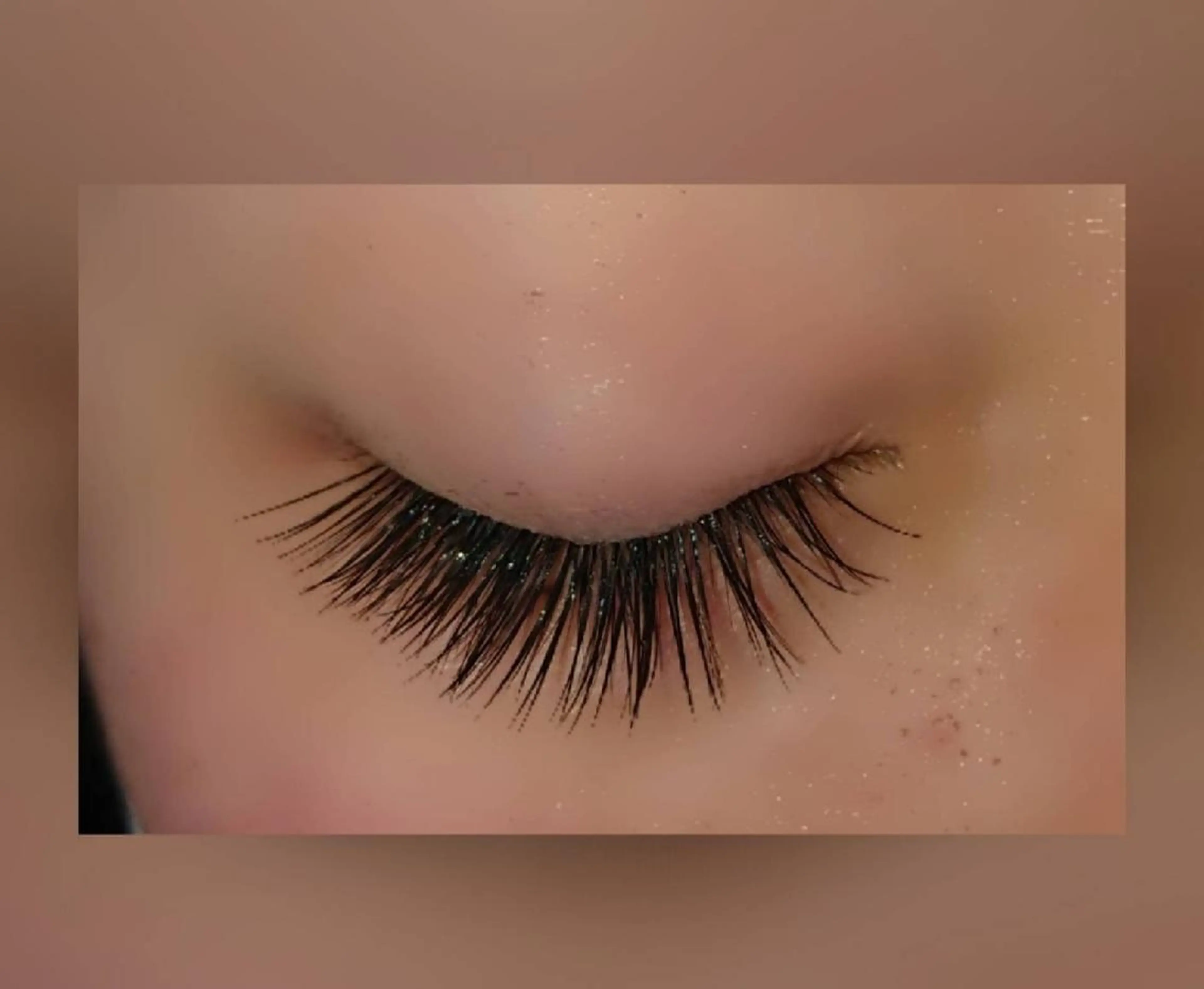 マツエク・マツパ 付け放題 Jカール ナチュラル ボリュームラッシュ Fleur (フルール)のマツエク・マツパデザイン