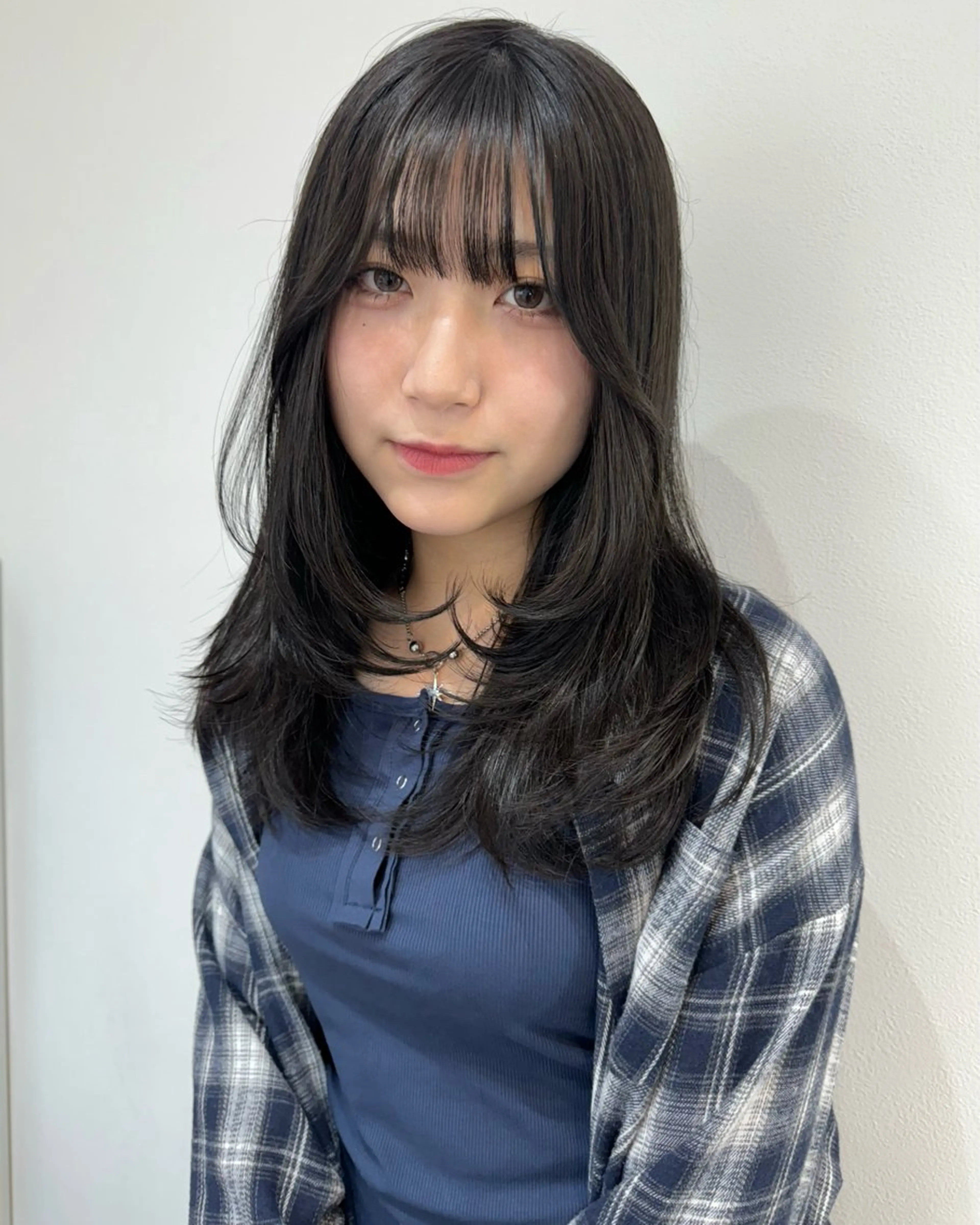 セミロング カラー アッシュ アッシュグレー アッシュグレージュ グレージュ カット ヘアカラー トリートメント 似合わせhair /モガミユナ🎀のヘアスタイル