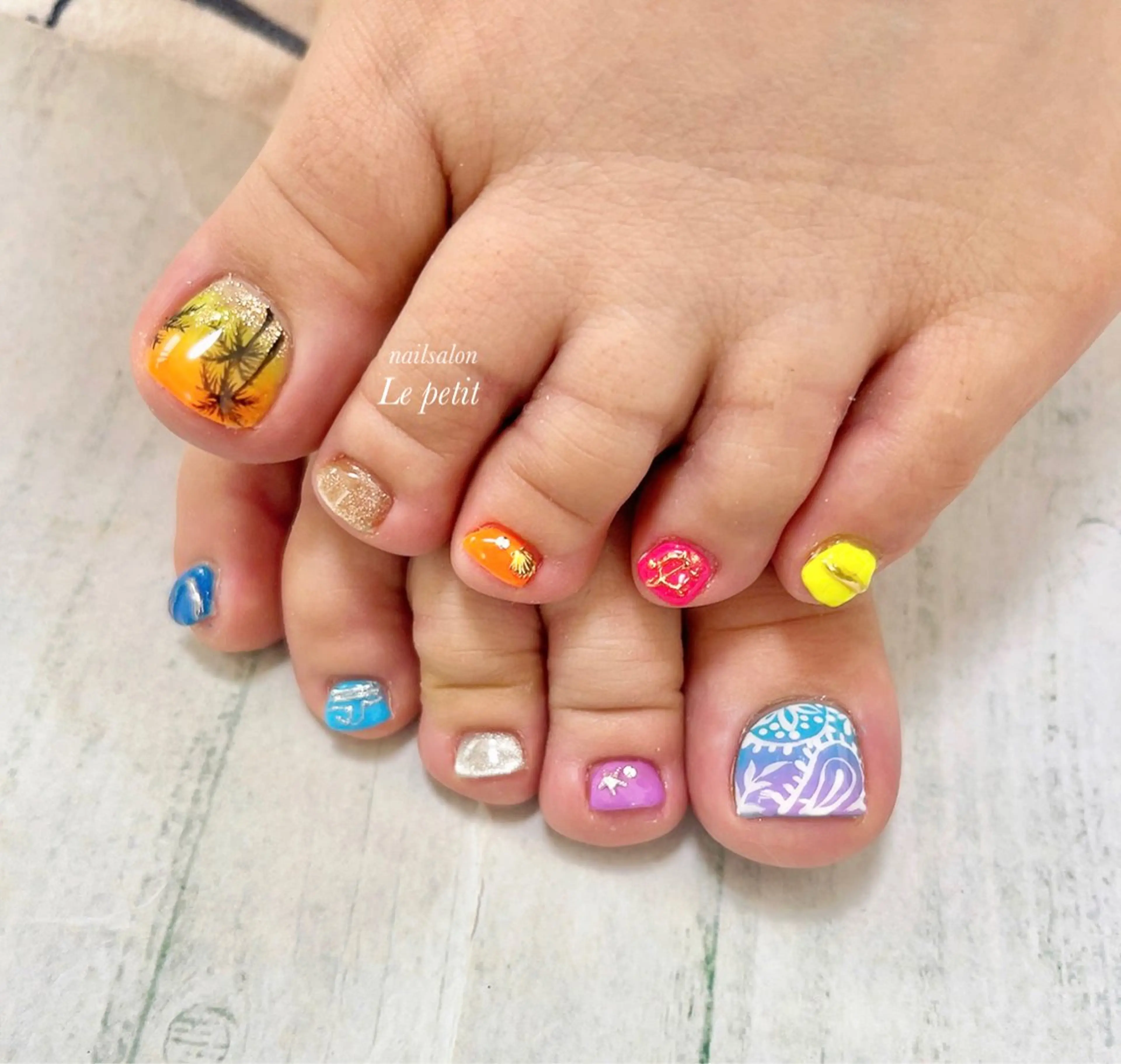 ネイル 石野 広佳のネイルデザイン