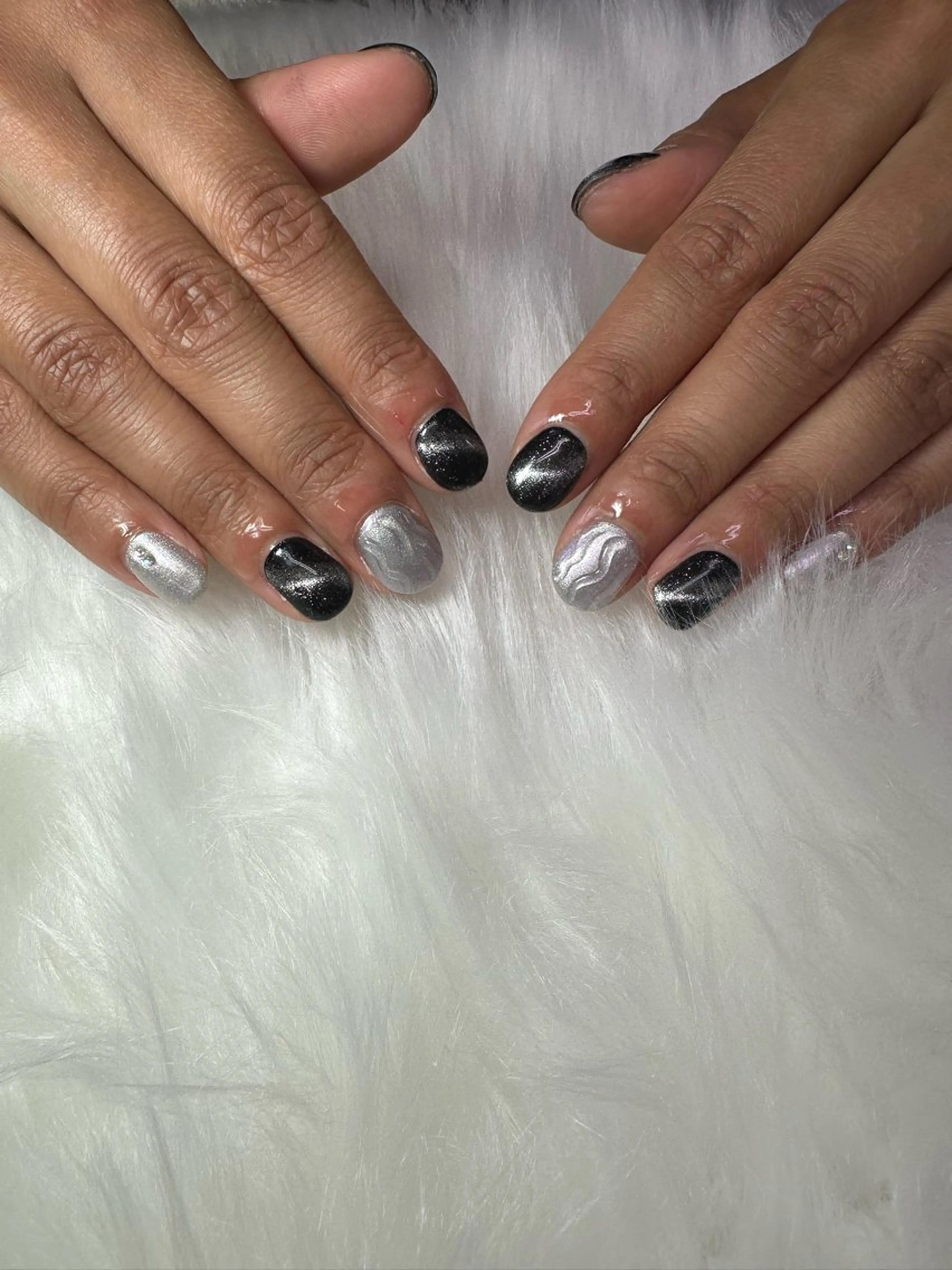 ネイル マグネットネイル ハンドネイル MOE .Kのネイルデザイン