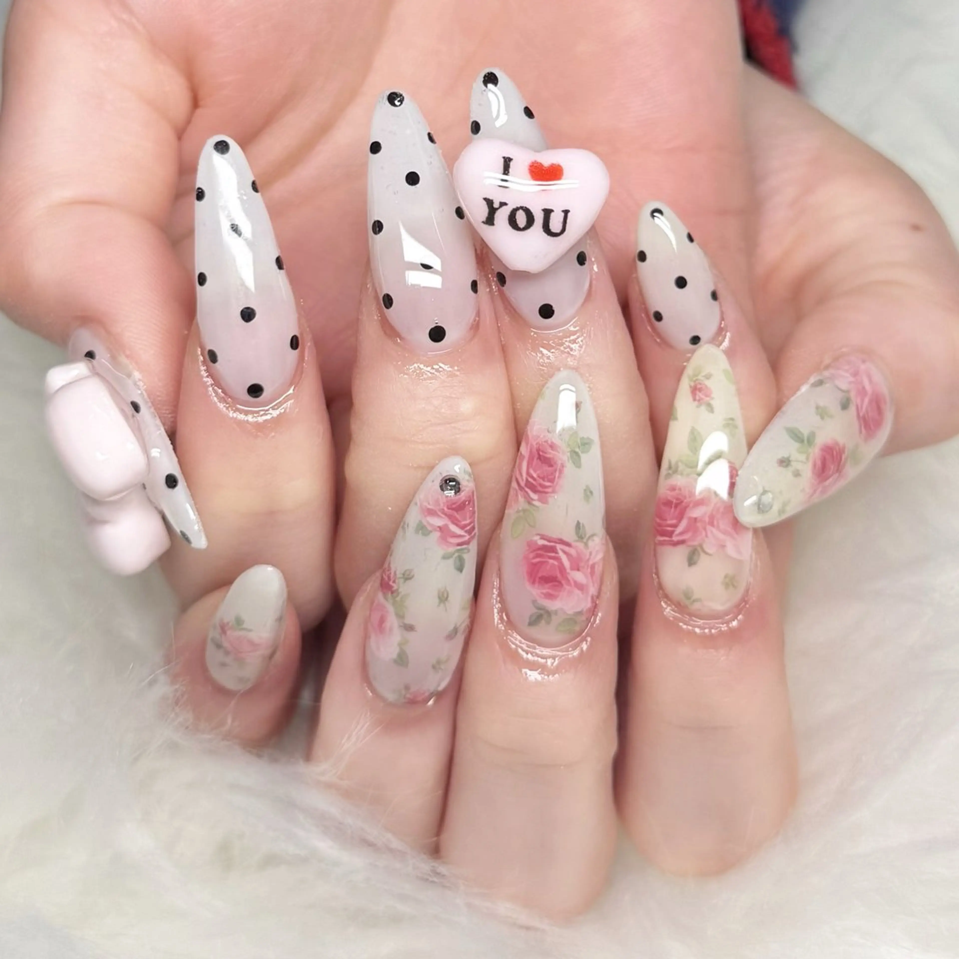 ミニモ特別価格‼️‼️新規オフ無料✨️🎀Design course🎀の写真