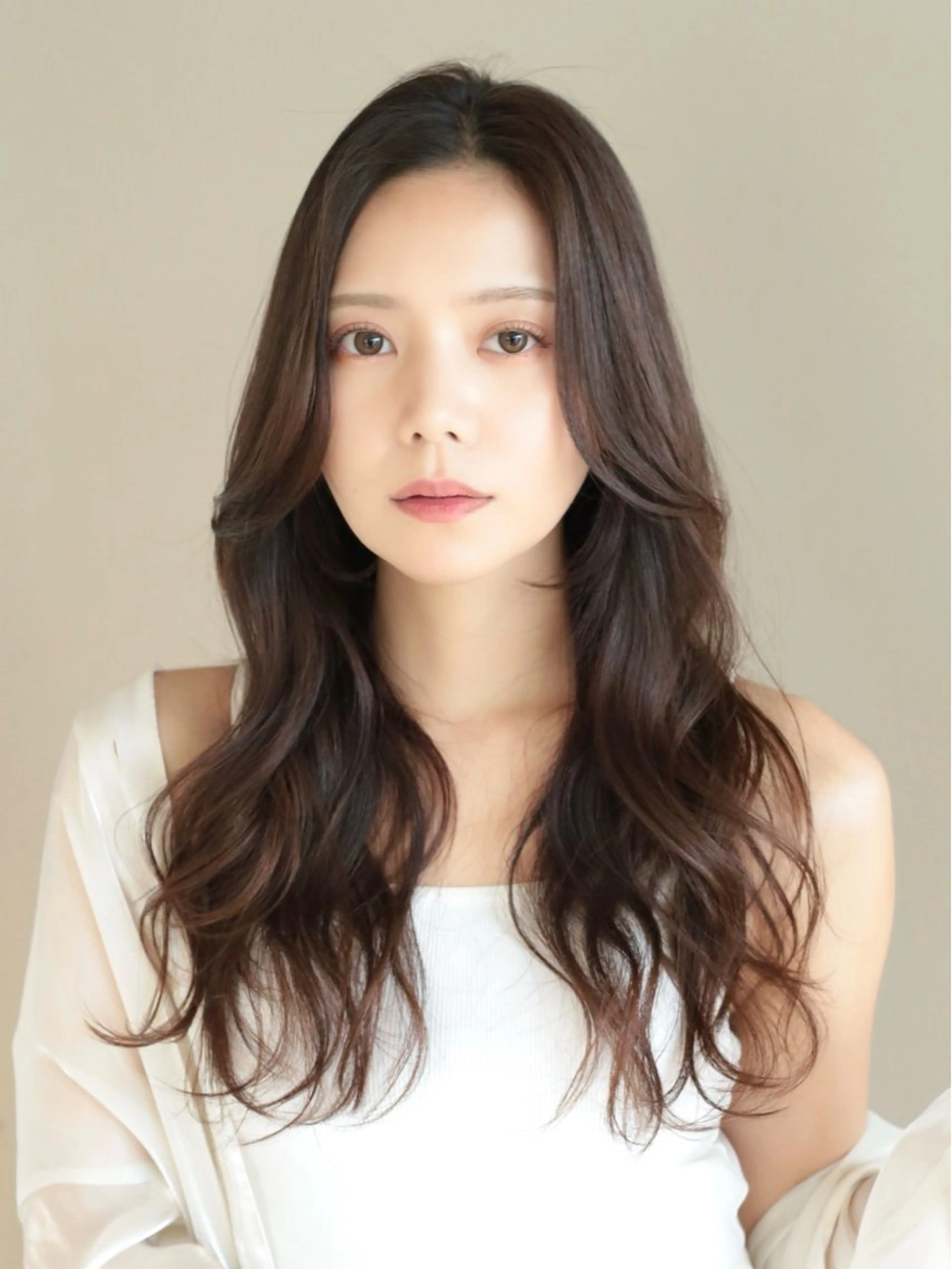 ロング カラー くびれヘア レイヤーカット カット ヘアカラー トリートメント レイヤー/顔周り /透明感🩶高橋大のヘアスタイル