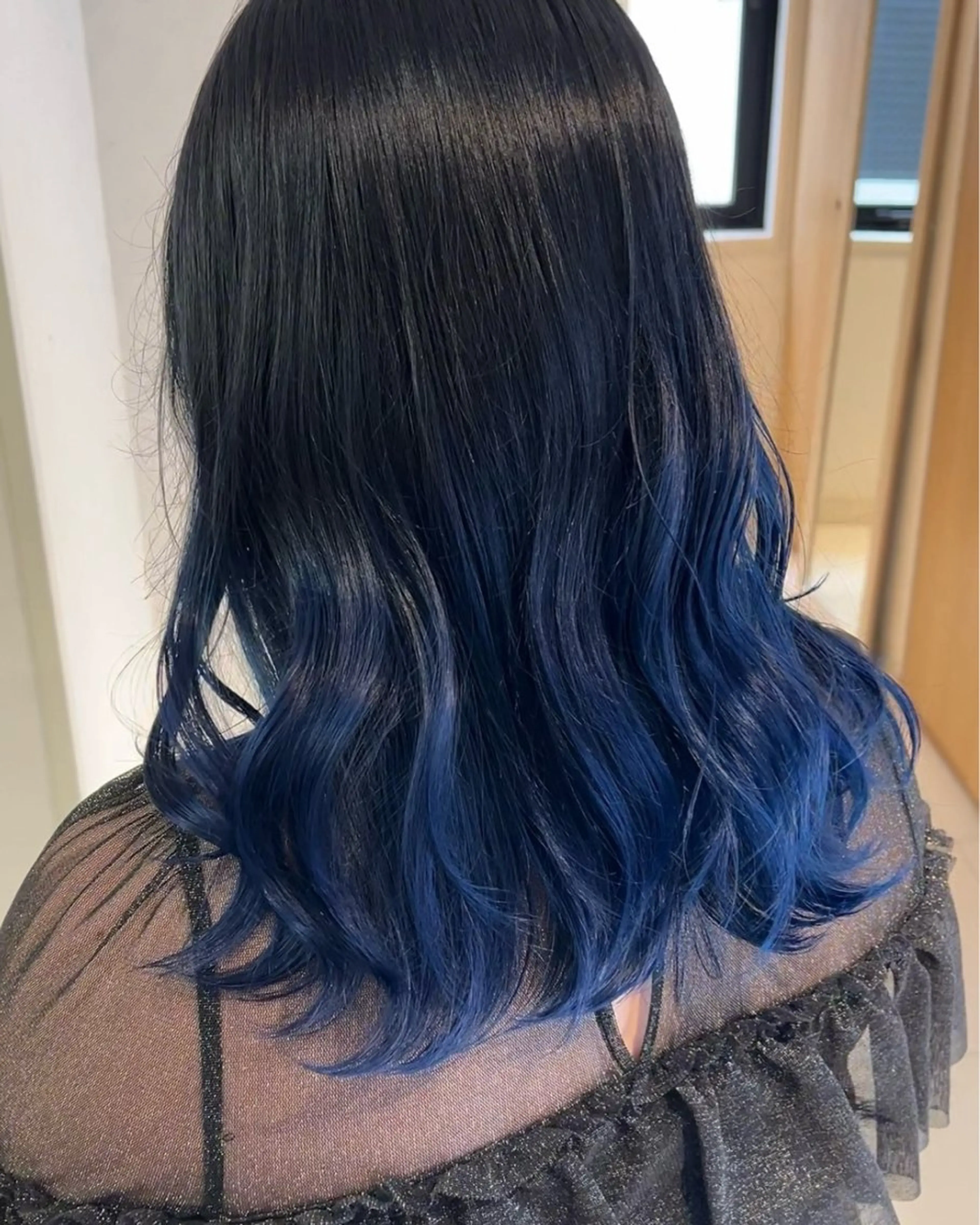 ミディアム カラー ブルーカラー 透明感カラー グラデーションカラー カット ヘアカラー トリートメント 透明感カラー/ ダブルカラー /ソラのヘアスタイル