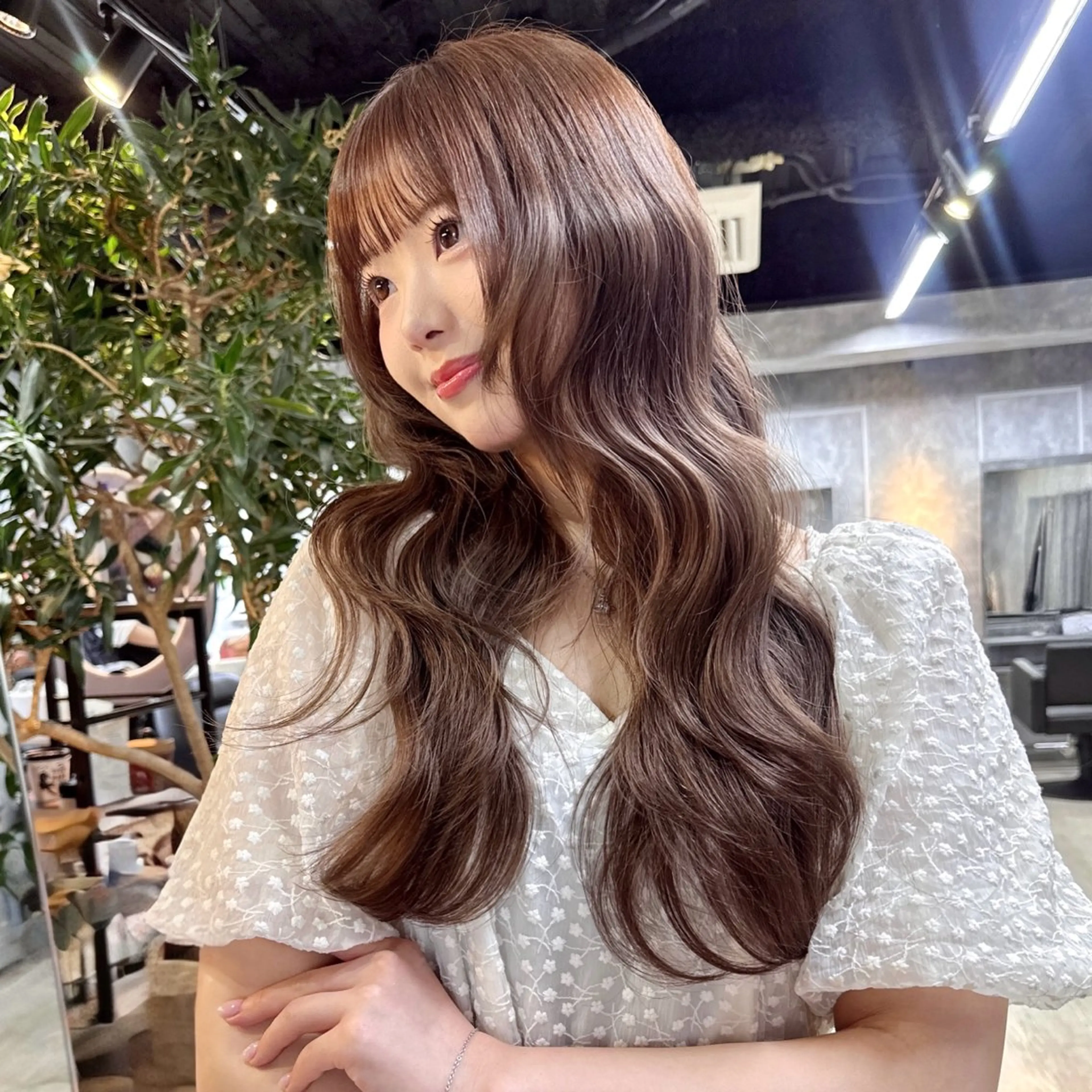 ロング カラー ブリーチ ブラウンカラー 透明感カラー ダブルカラー ブリーチなしカラー カット トリートメント レイヤーカット/韓国 /心斎橋/宮城ほのかのヘアスタイル