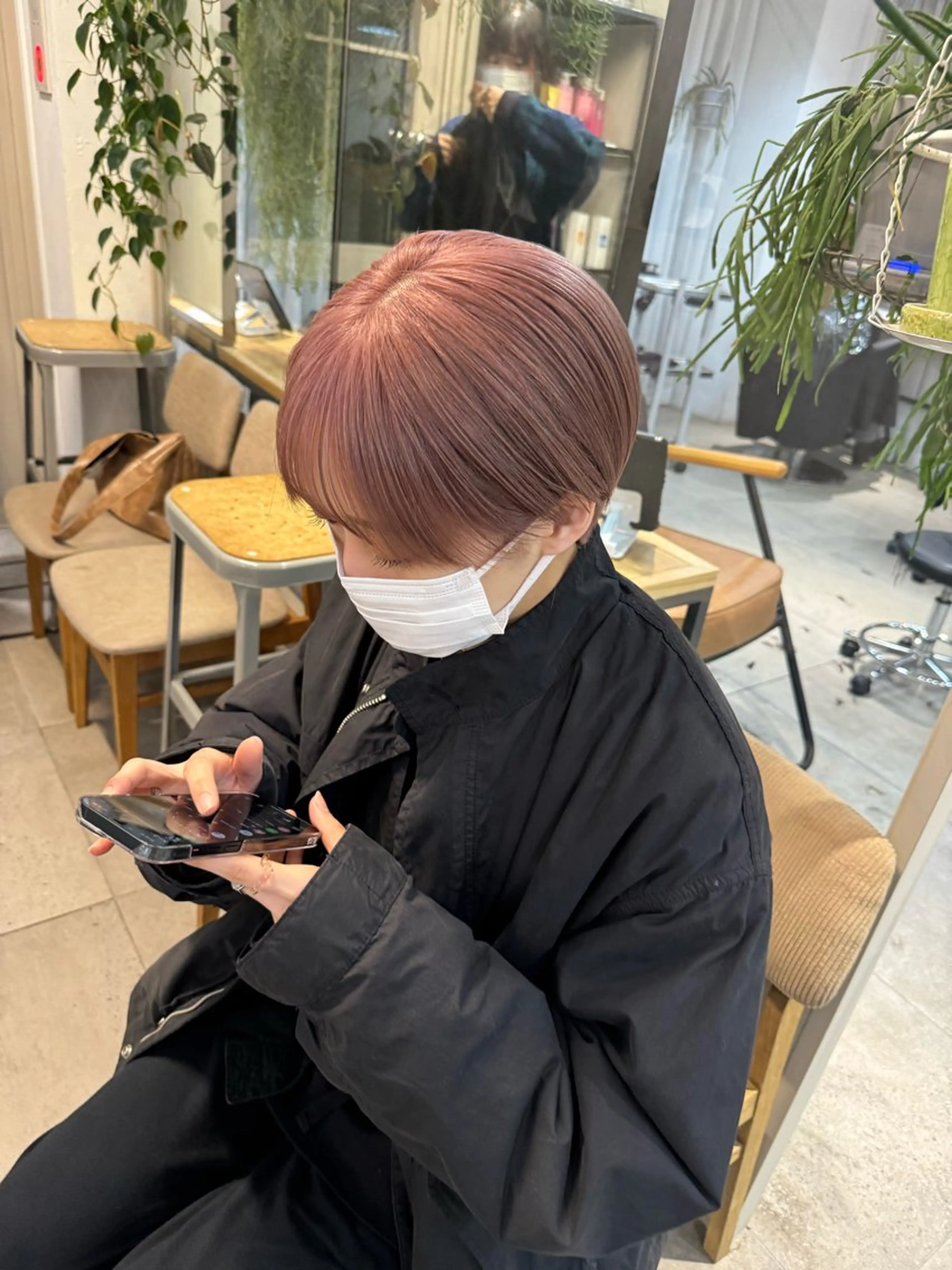 ショート カラー ピンクカラー ヘアカラー 縮毛矯正 トリートメント Lomalia 🤍🫧/makoのマツエク・マツパデザイン