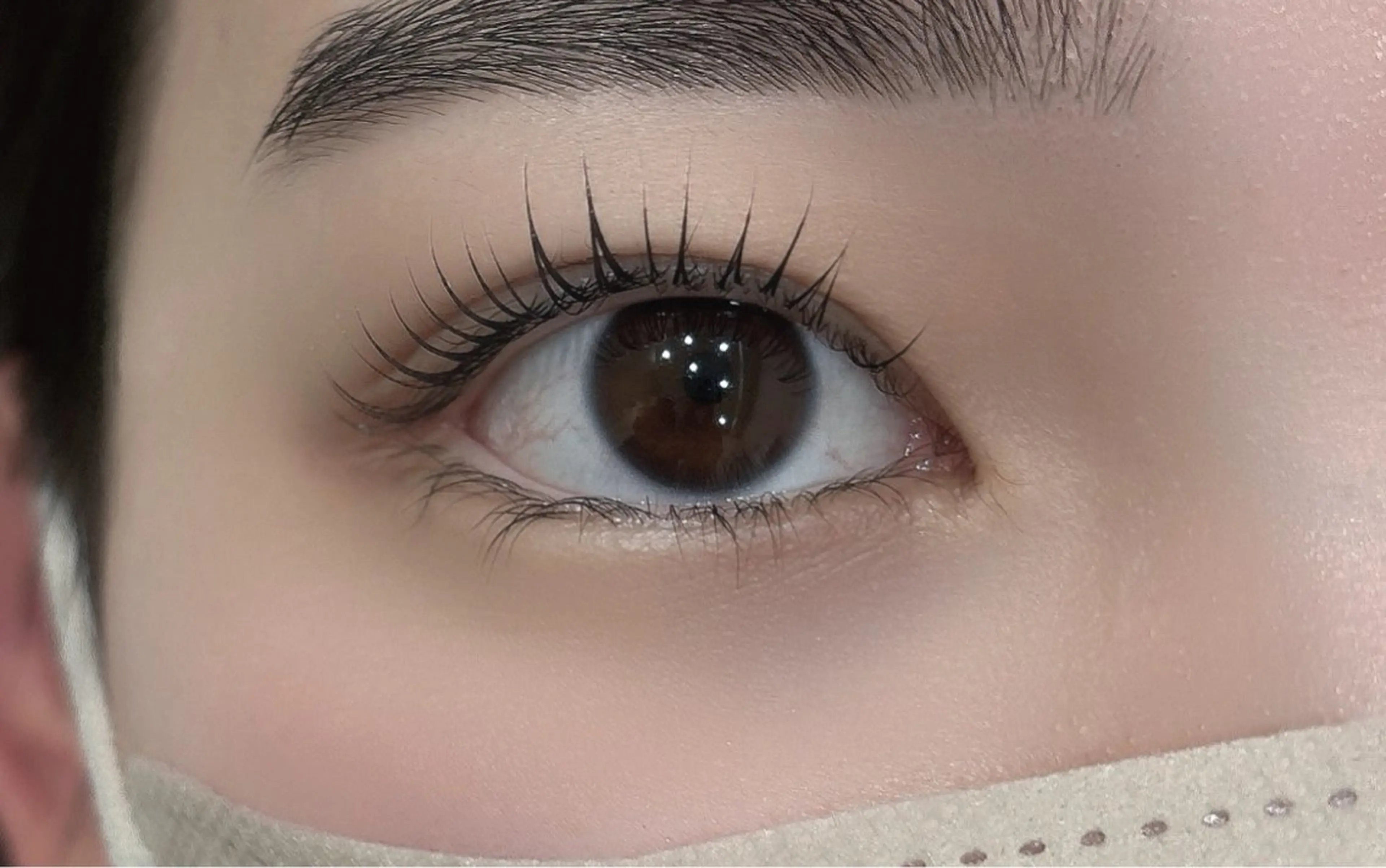 マツエク・マツパ ワックス脱毛 眉カット その他(アイブロウ) une FEMINの眉毛・アイブロウイメージ