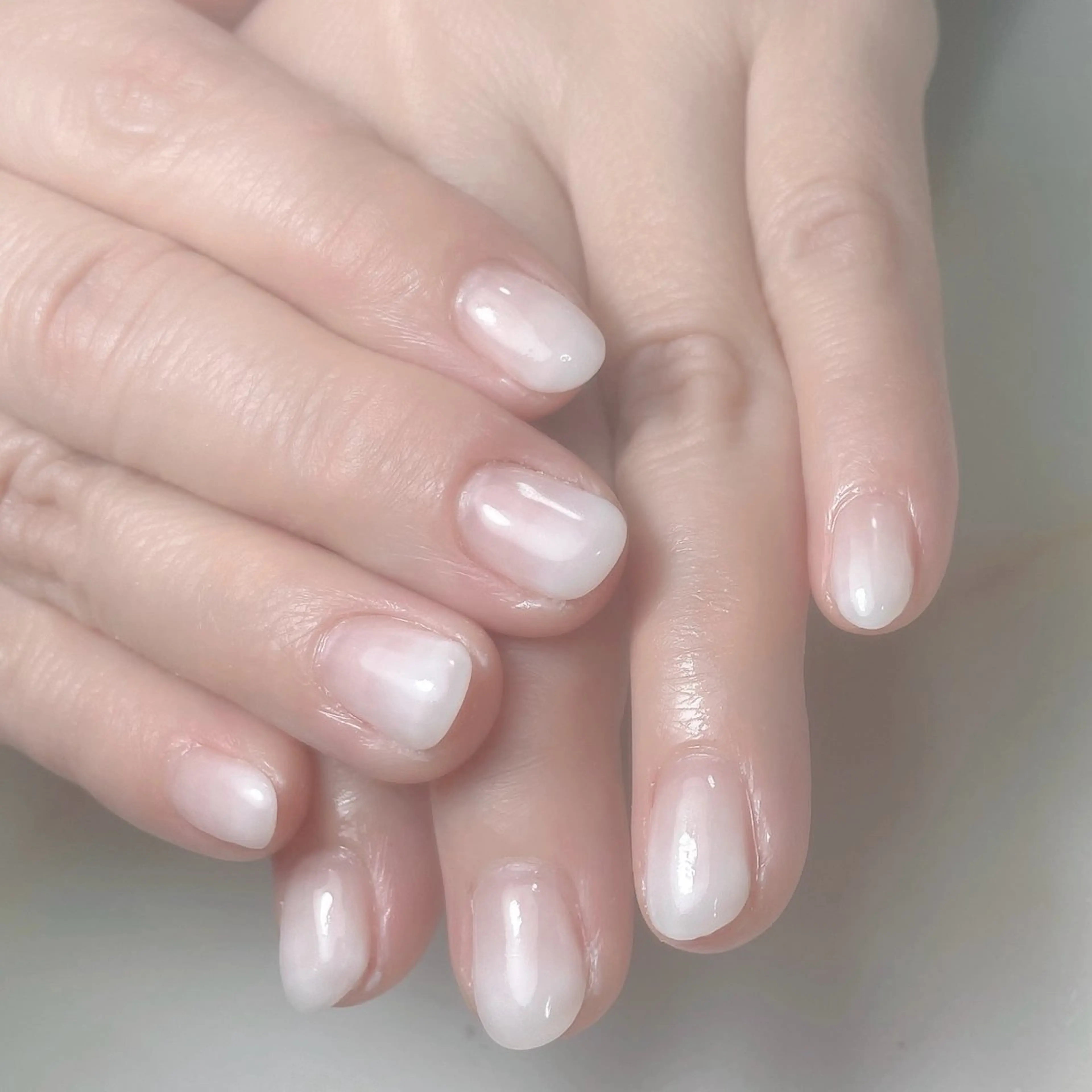 ネイル アートネイル フレンチネイル ジェルネイル グラデーション 韓国ネイル ハンドネイル 久保田 マリコのネイルデザイン