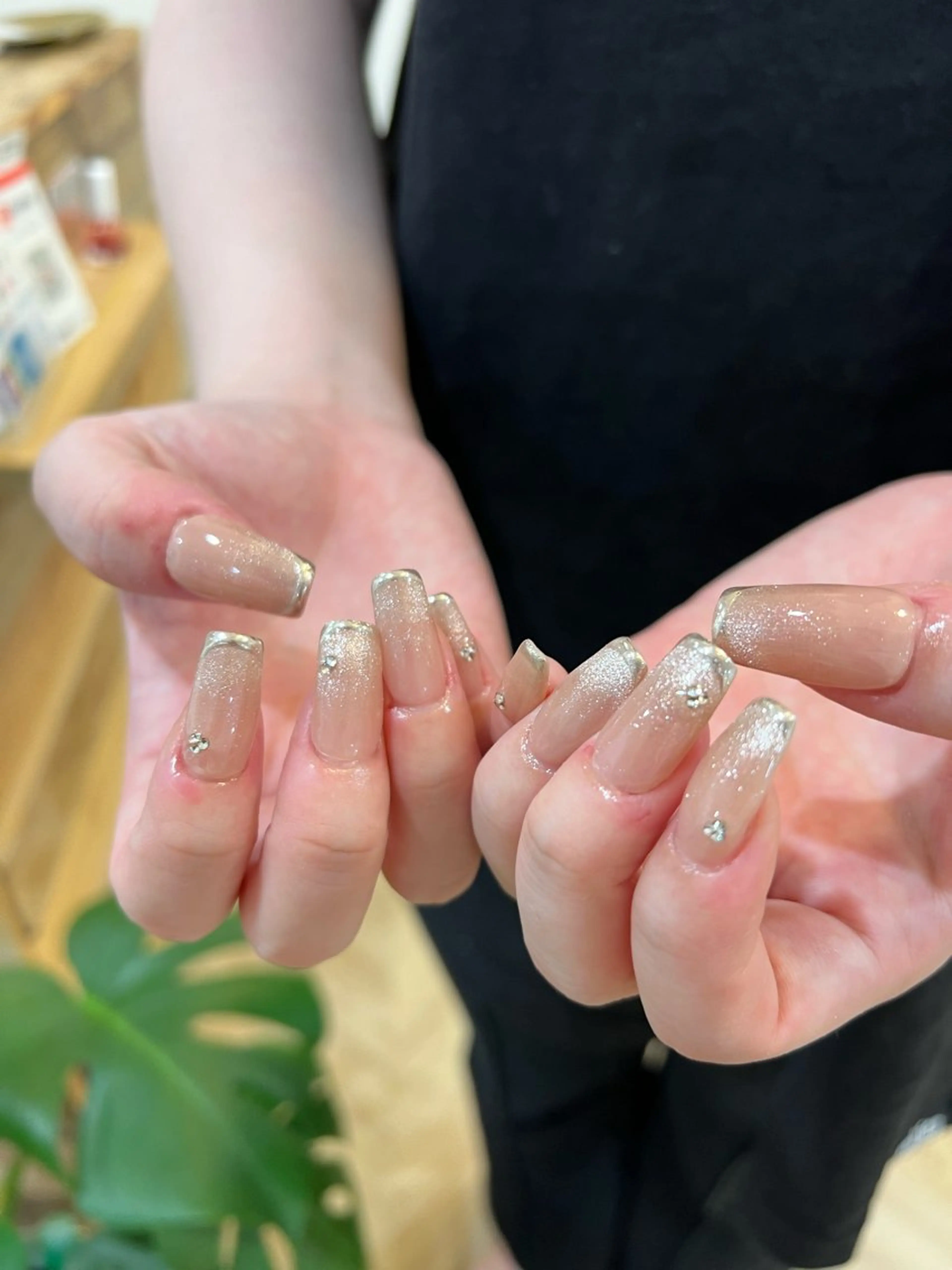 ネイル Nes.Nail所属・Miyagi Asamiのネイルデザイン