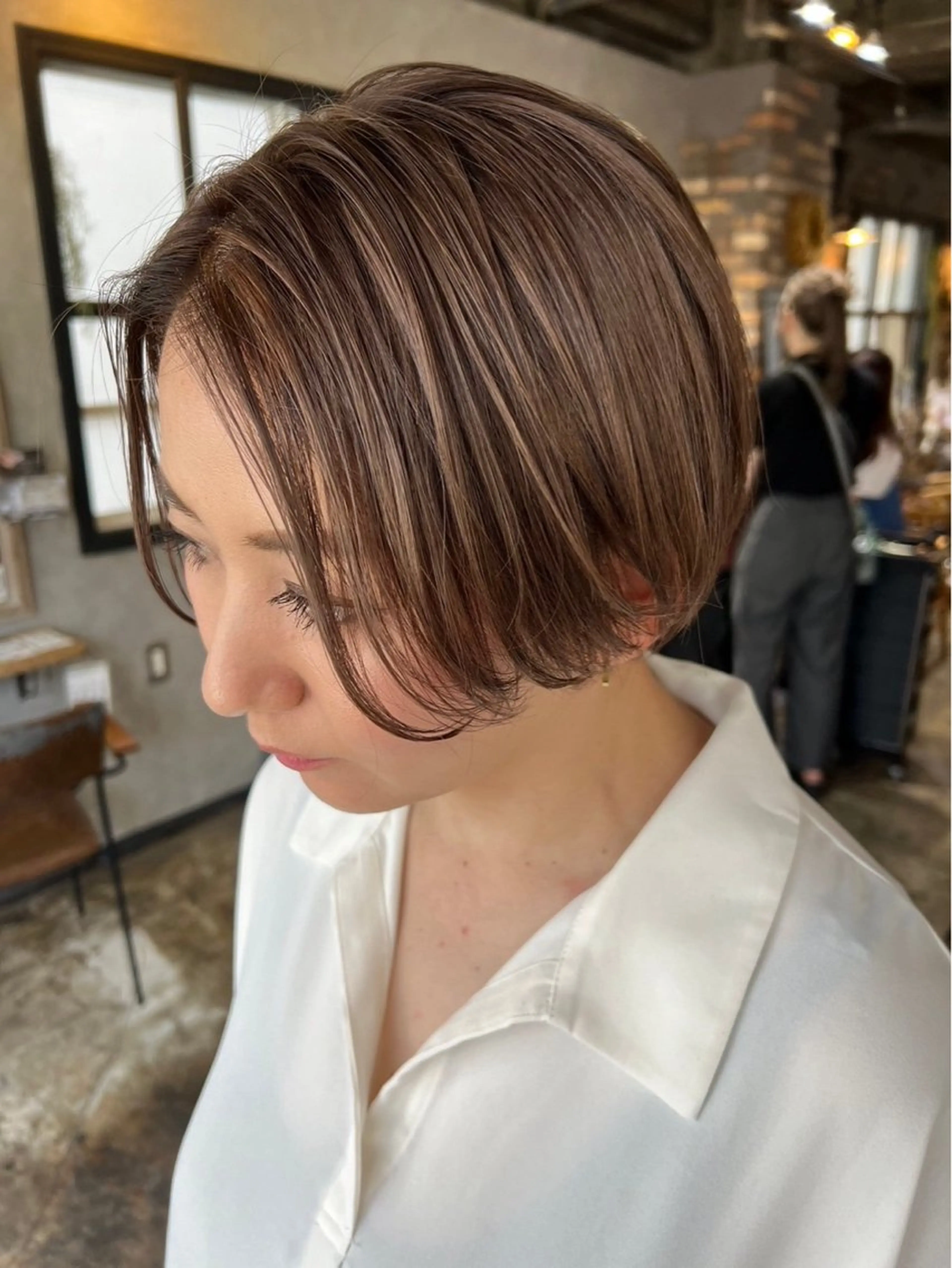 ショート カラー ヘアカラー トリートメント ツキノキ ミナのヘアスタイル