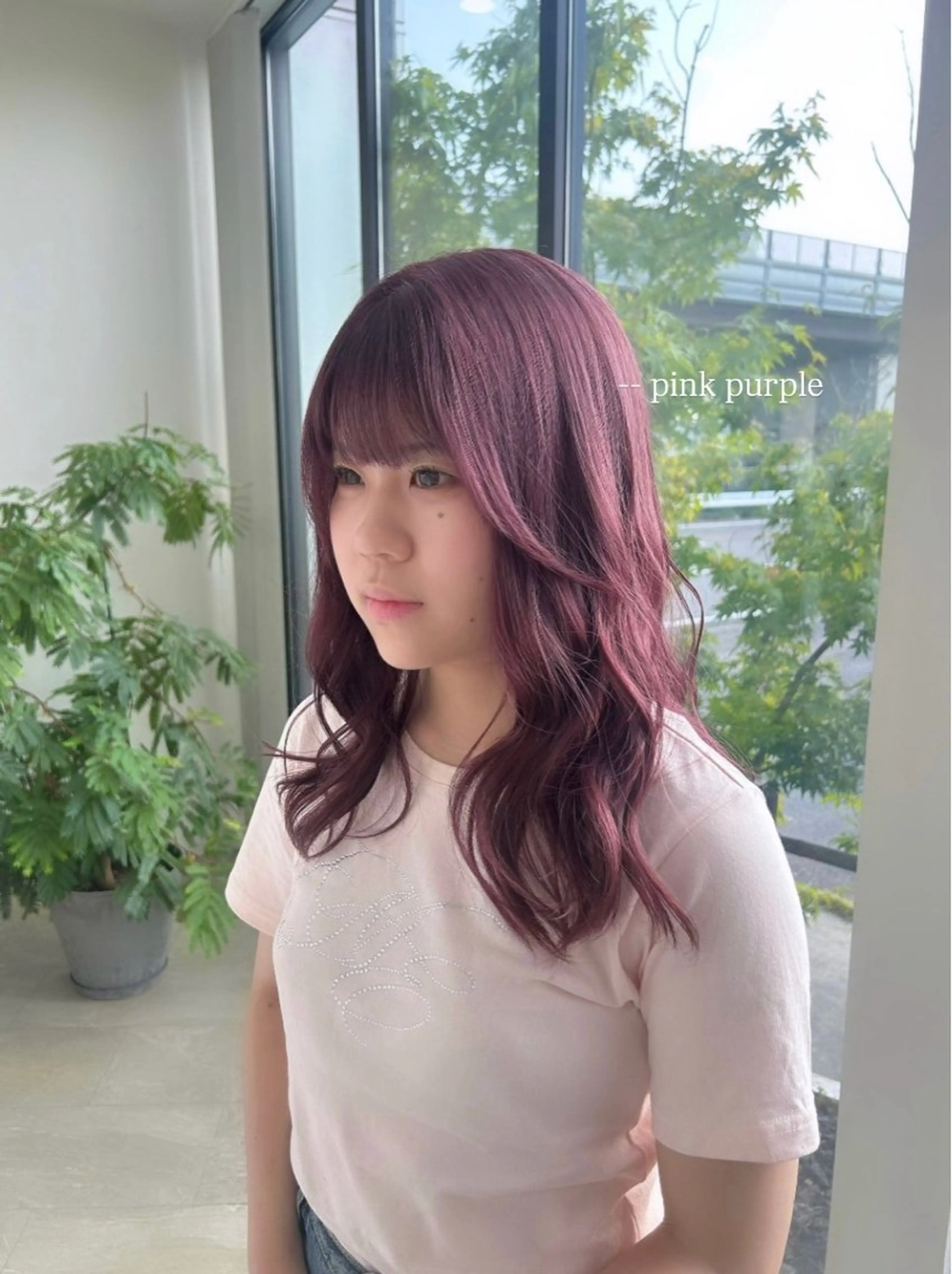 セミロング カラー ブリーチ suehiro yunaのヘアスタイル