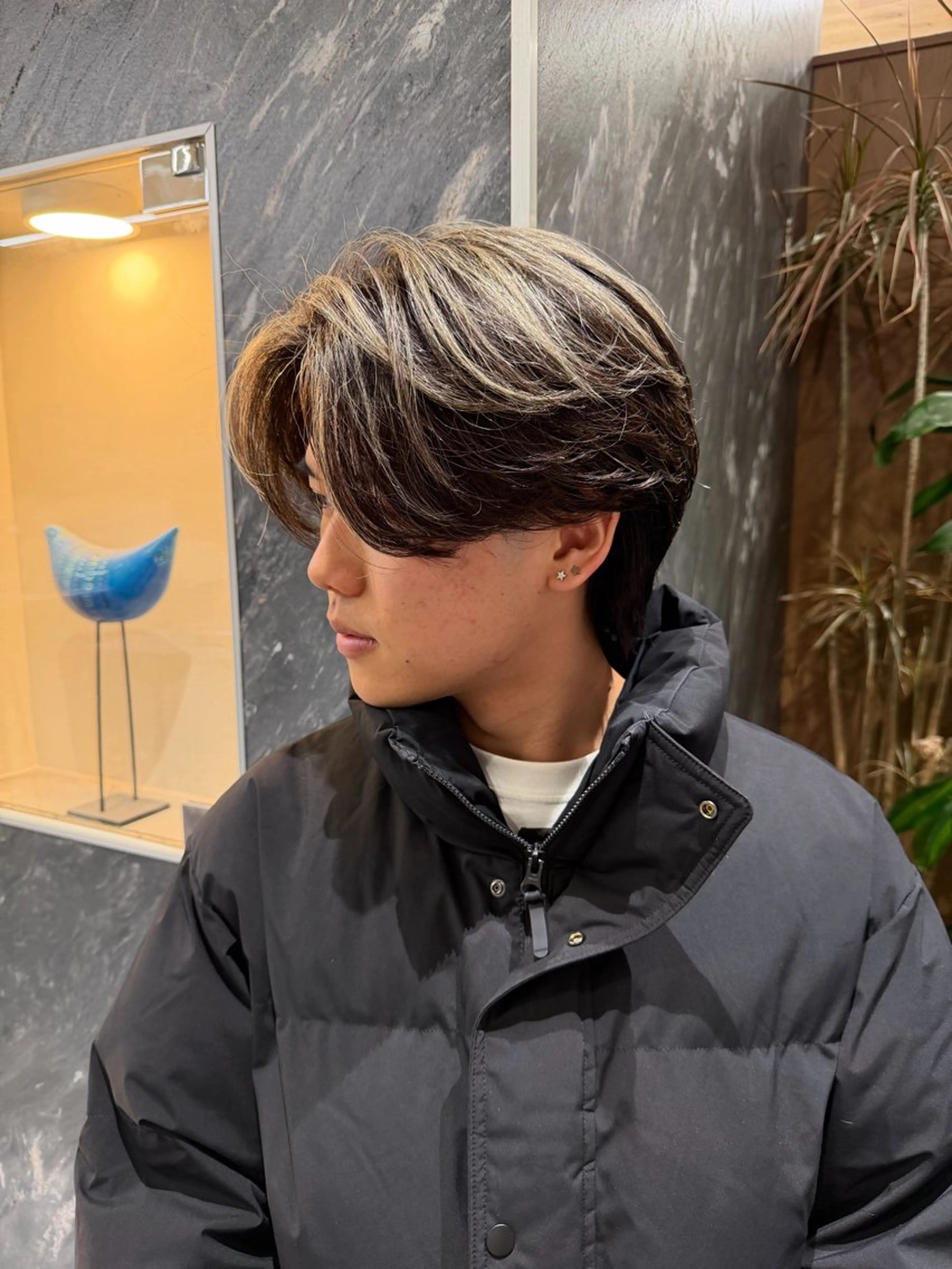 ミディアム カラー メンズ センターパート メンズハイライト ハイライトカラー ハイライト カット ヘアカラー 💈原宿指名No.1 センターパート💈のヘアスタイル