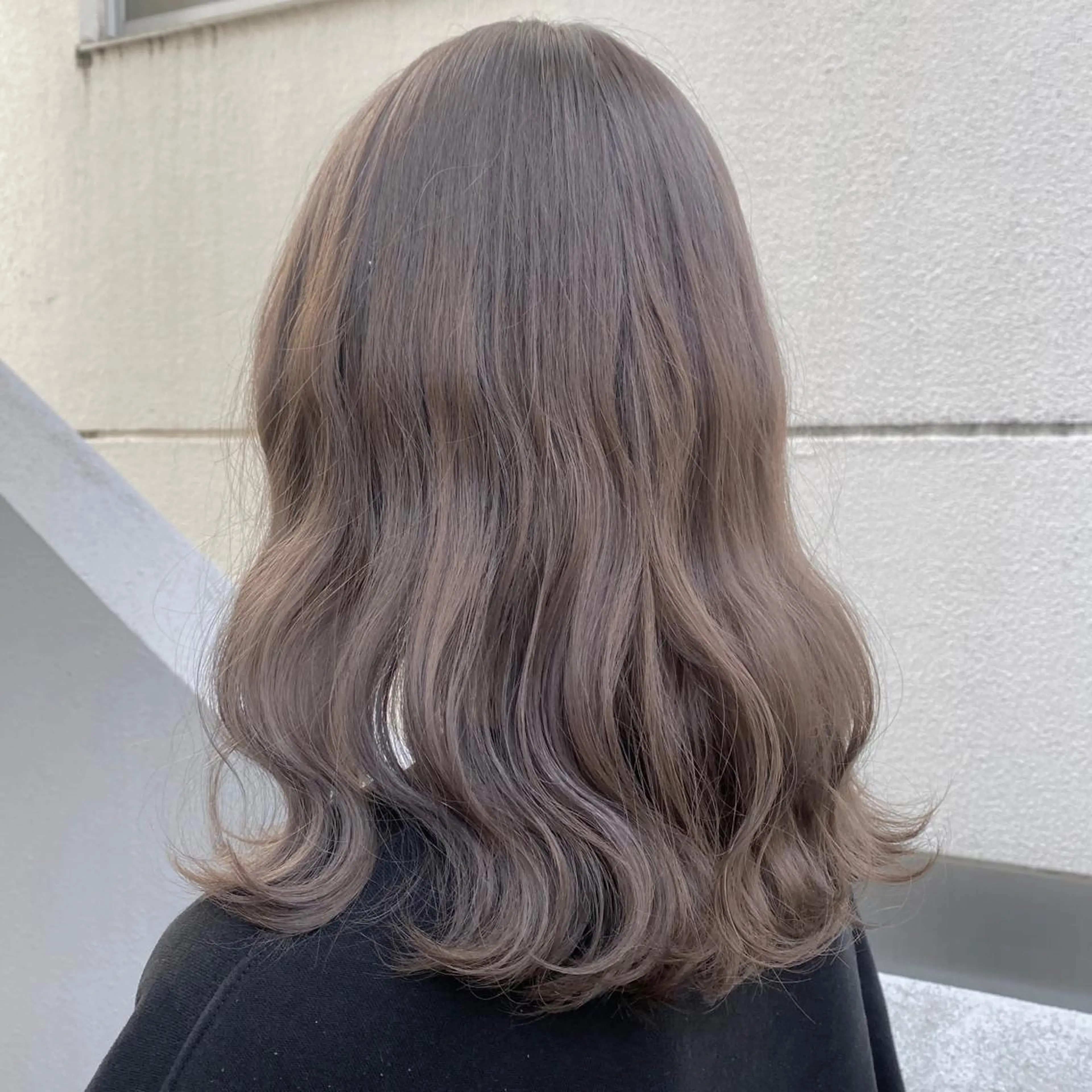 セミロング カラー 透明感カラー グレージュ 遠藤沙也加 /レイヤーカットのヘアスタイル