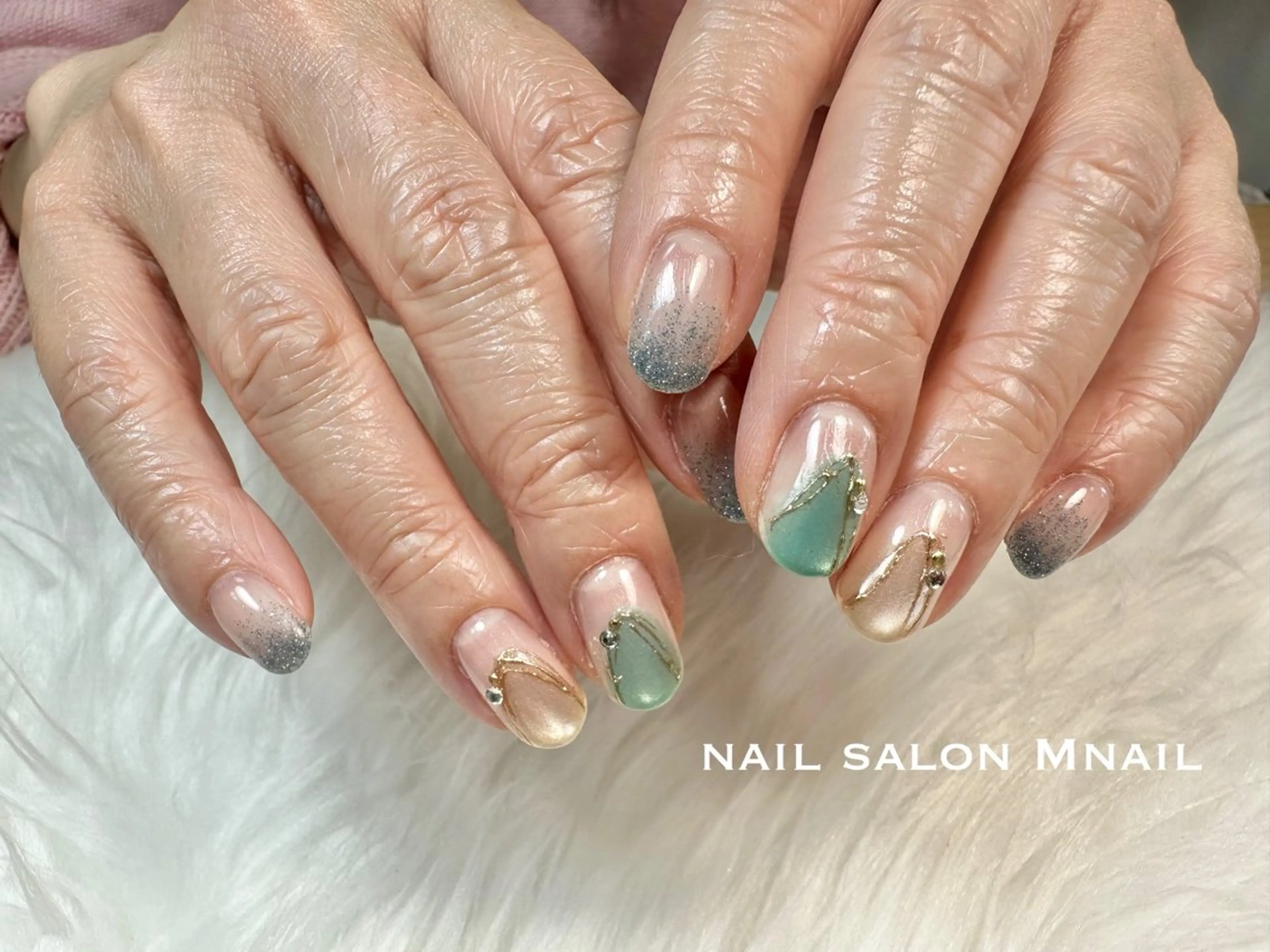 ネイル Mnail ちひろのネイルデザイン
