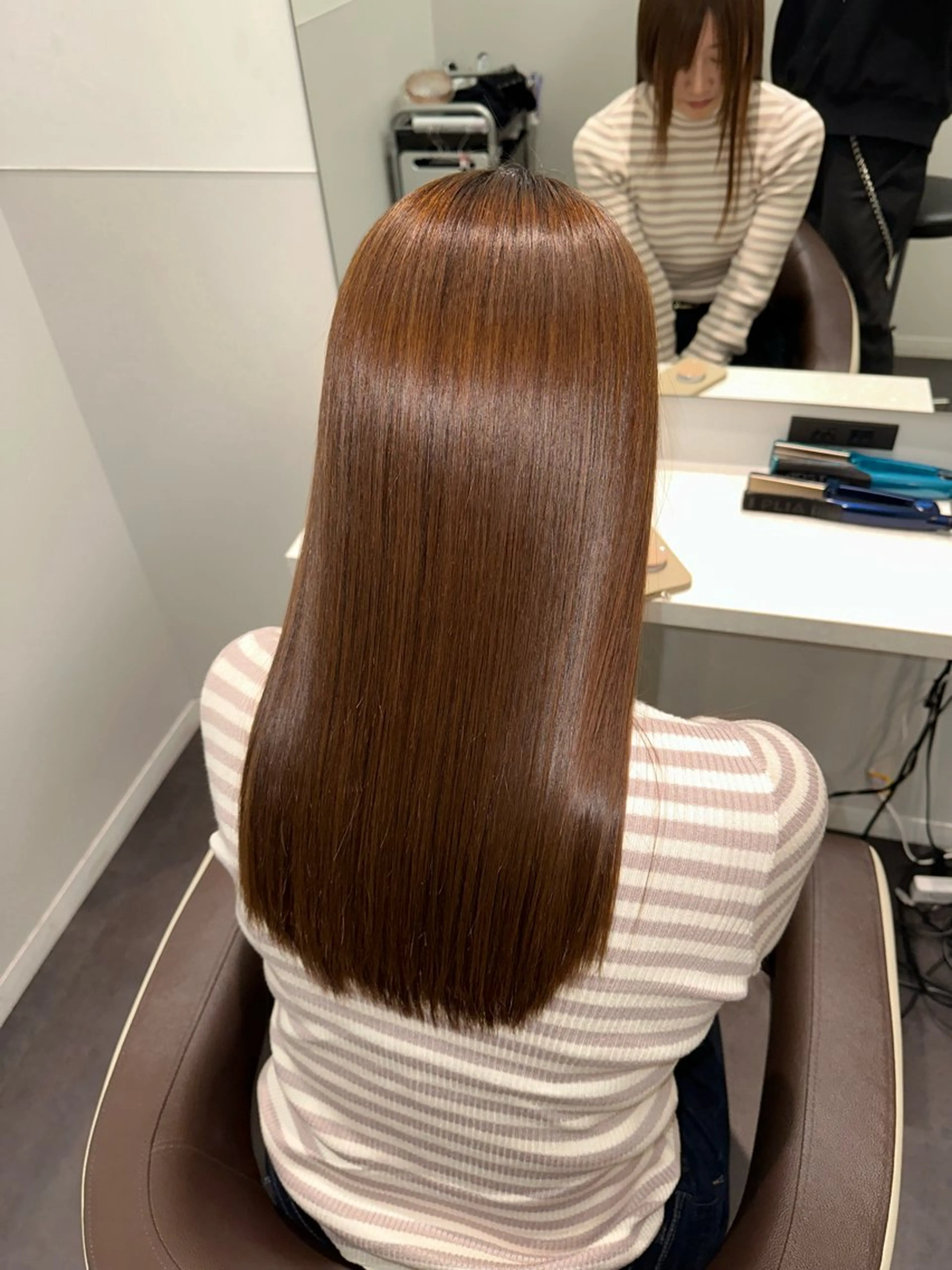 セミロング 美髪特化✨ 伊織✨縮毛矯正✨のヘアスタイル