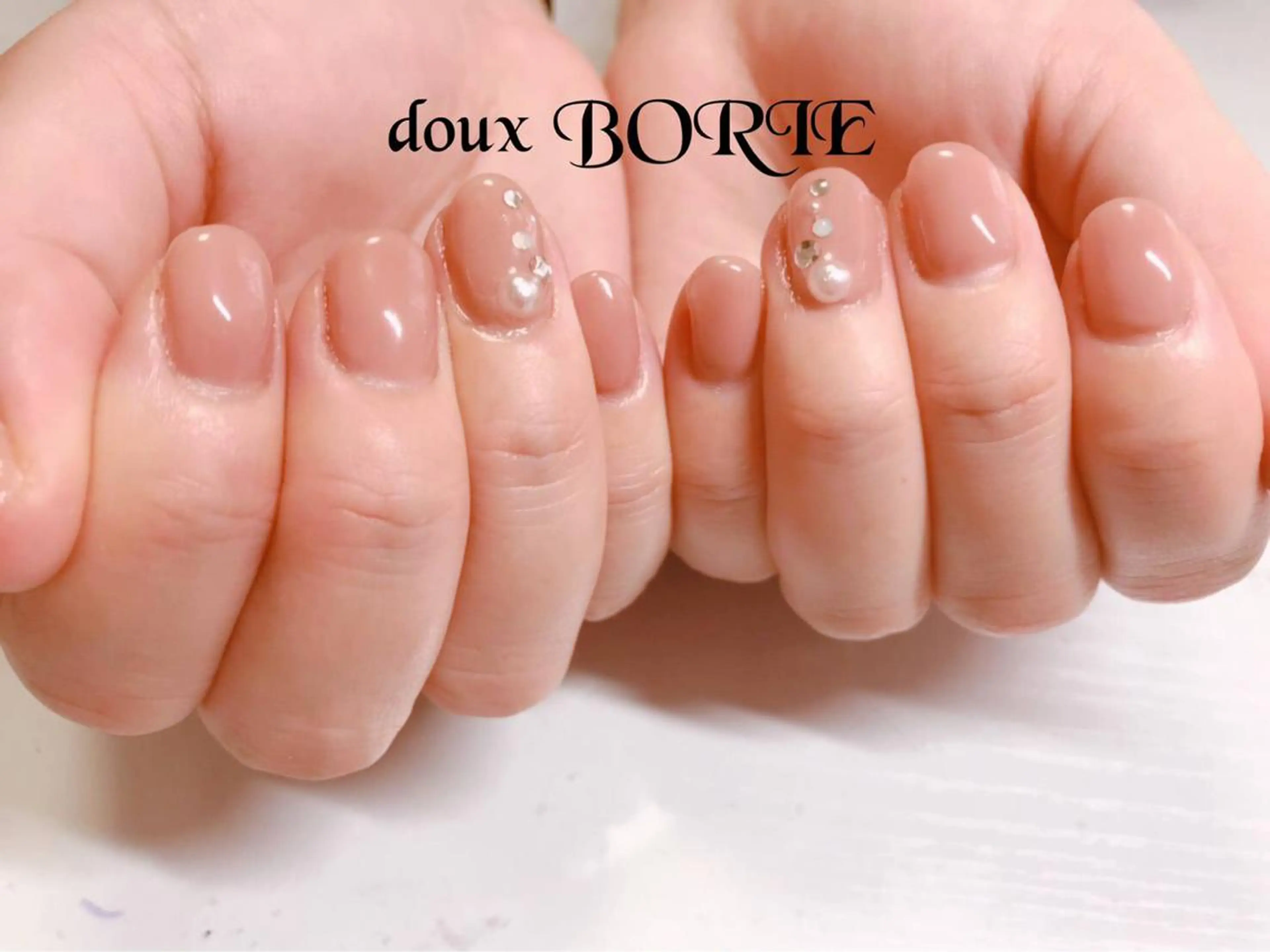 ネイル doux BORIEのネイルデザイン