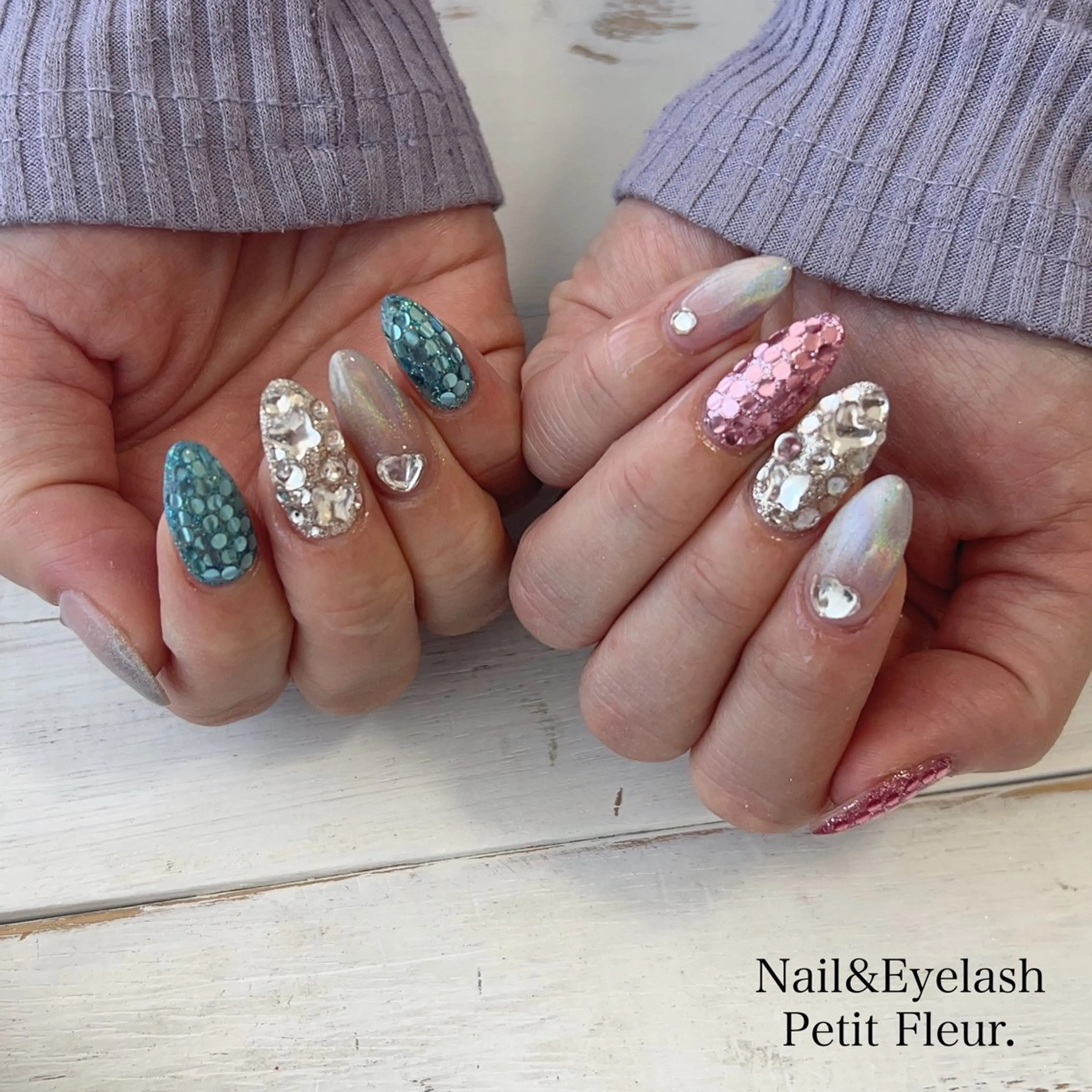 ネイル Petit Fleur所属・青柳 亜梨奈のマツエク・マツパデザイン