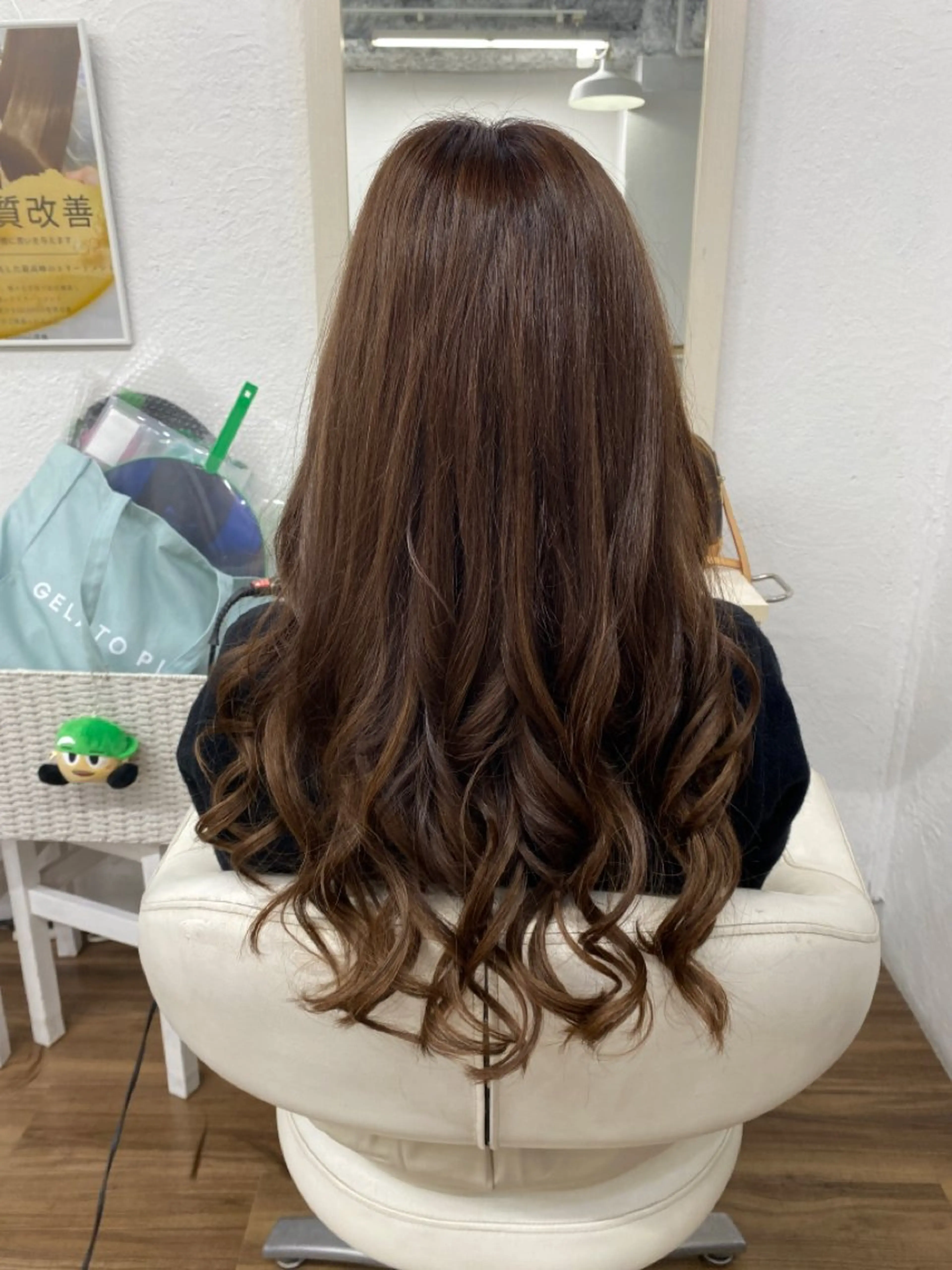 ロング カラー シールエクステ ブラウンカラー エクステ エクステ GLOSS 心斎橋 山上のヘアスタイル