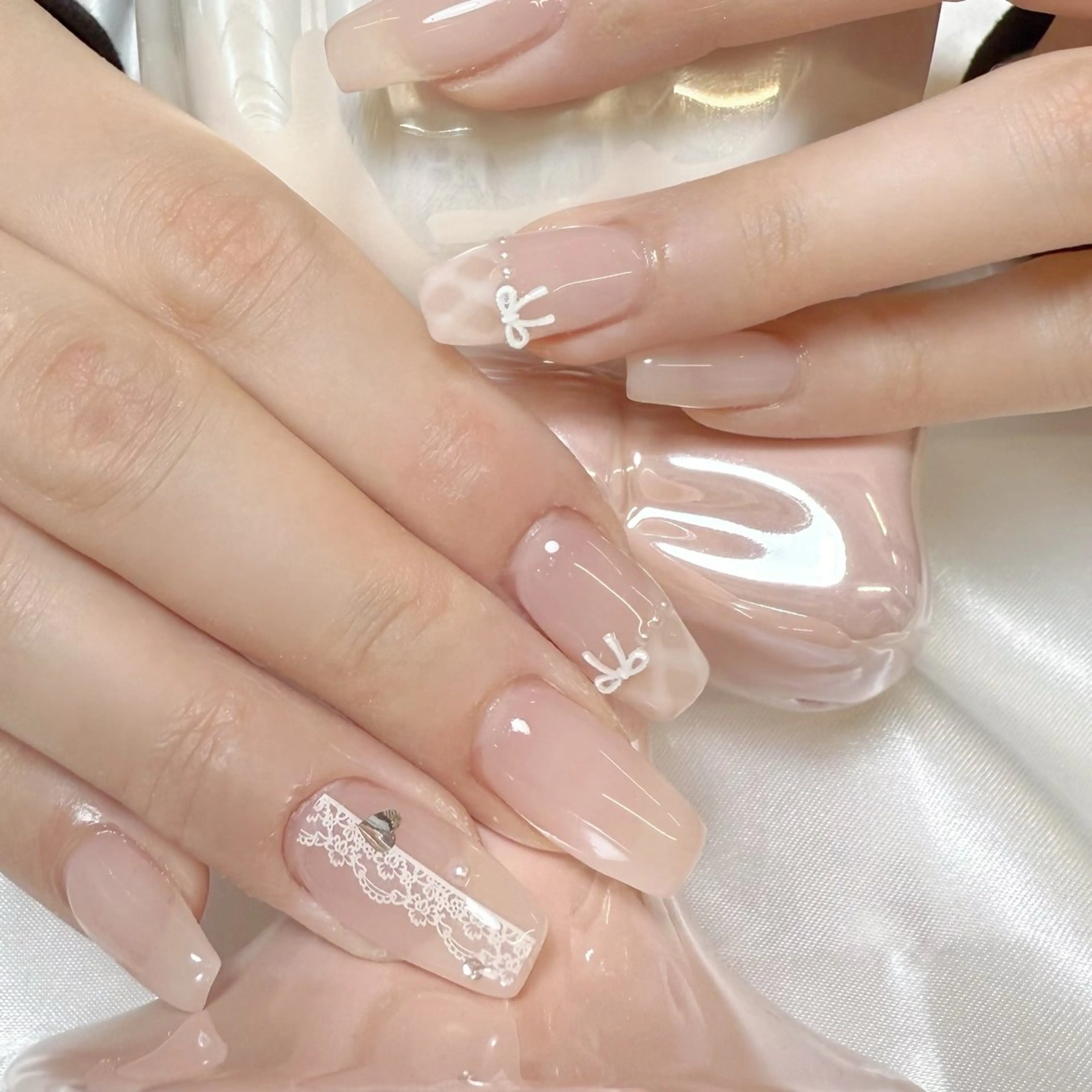 ネイル オーロラネイル ブルー フラッシュネイル フットネイル フレンチネイル 🌷yui ネイル🌷のネイルデザイン