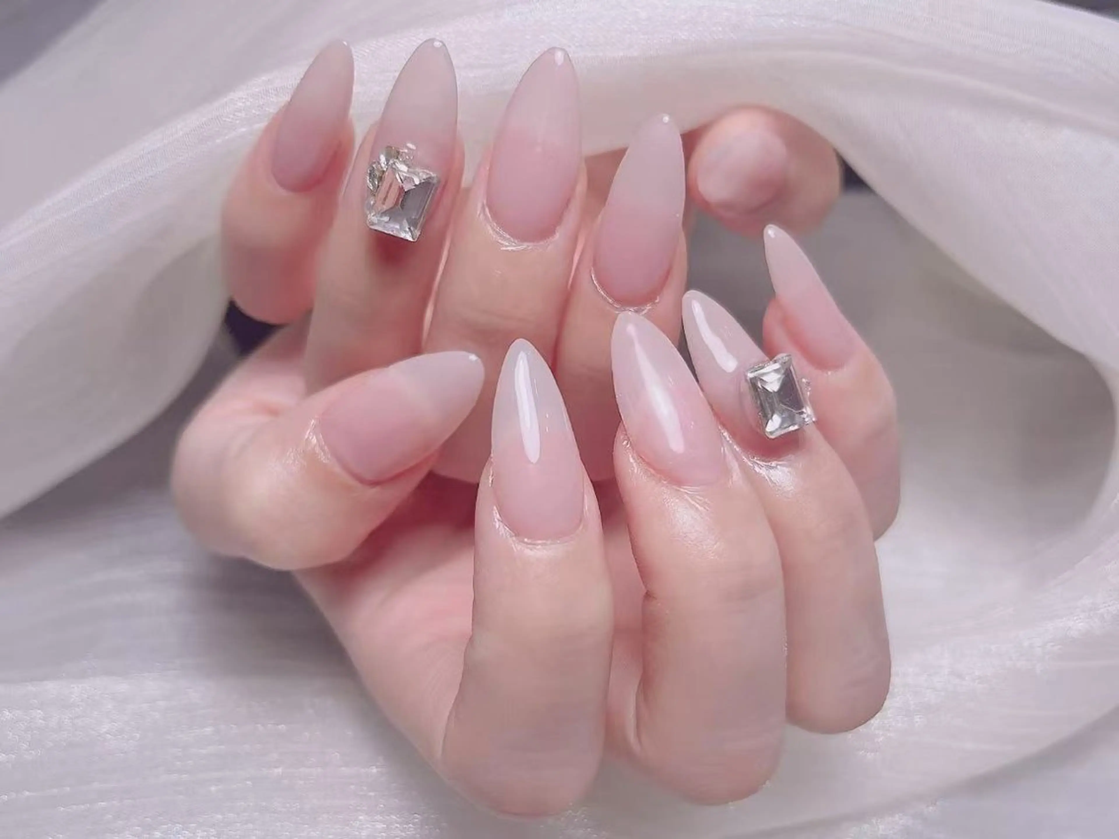 ネイル ハンドネイル Kari ネイルサロンのネイルデザイン