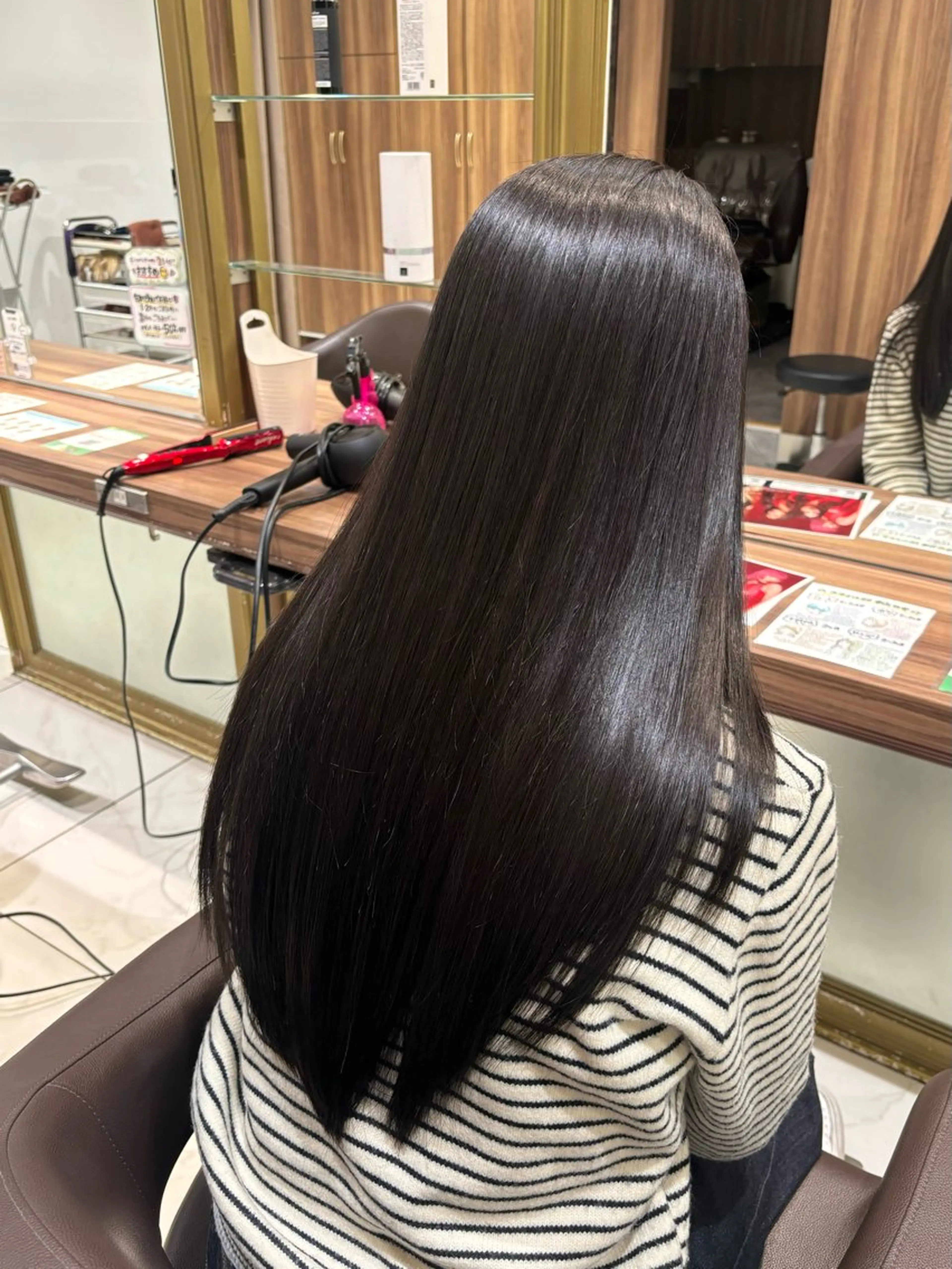 ロング カラー ヘアカラー 兵頭こころ モデル様募集中🎀のヘアスタイル