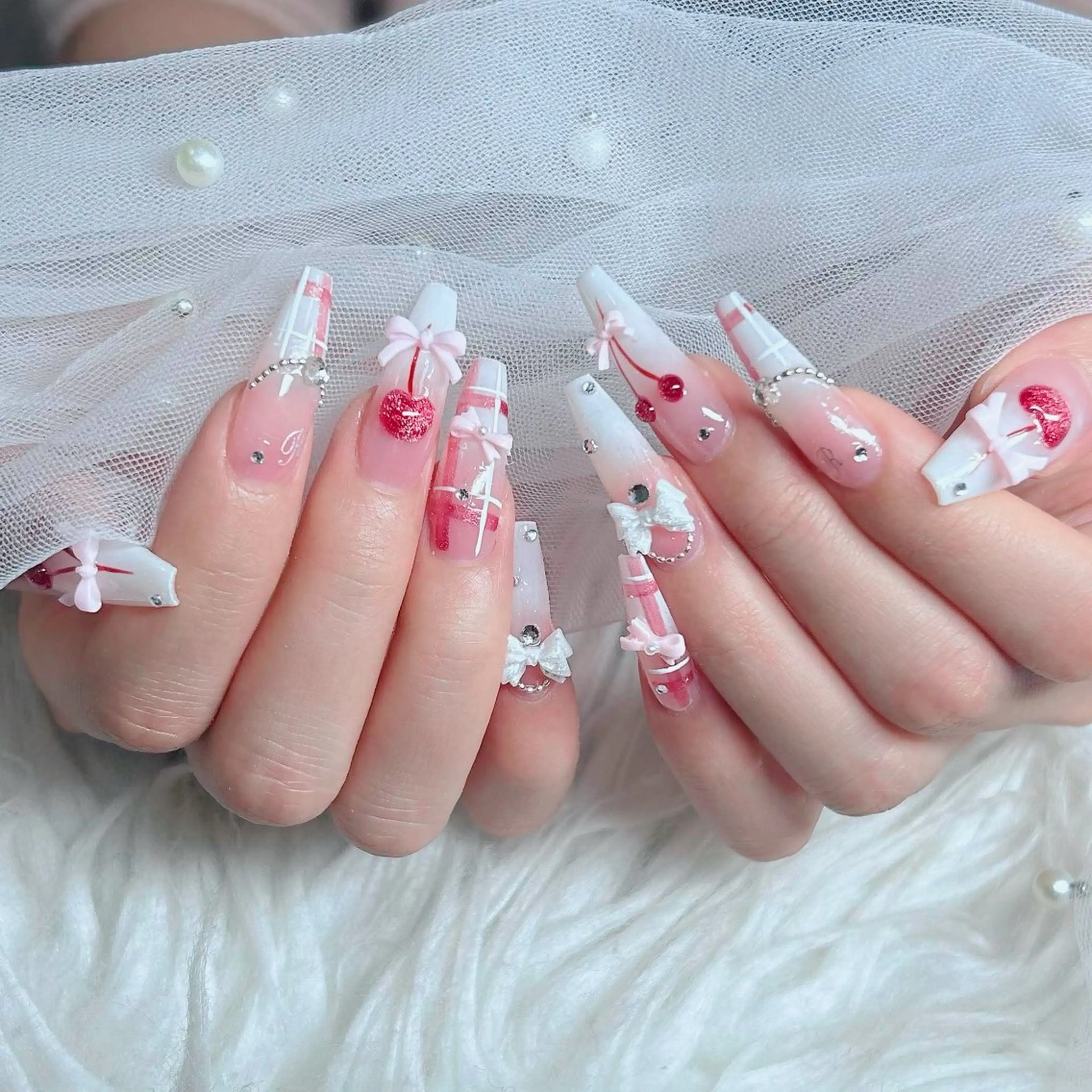 ネイル フットネイル フレンチネイル グラデーション 韓国ネイル ロングネイル ハンドネイル Hani Nail Salonのネイルデザイン