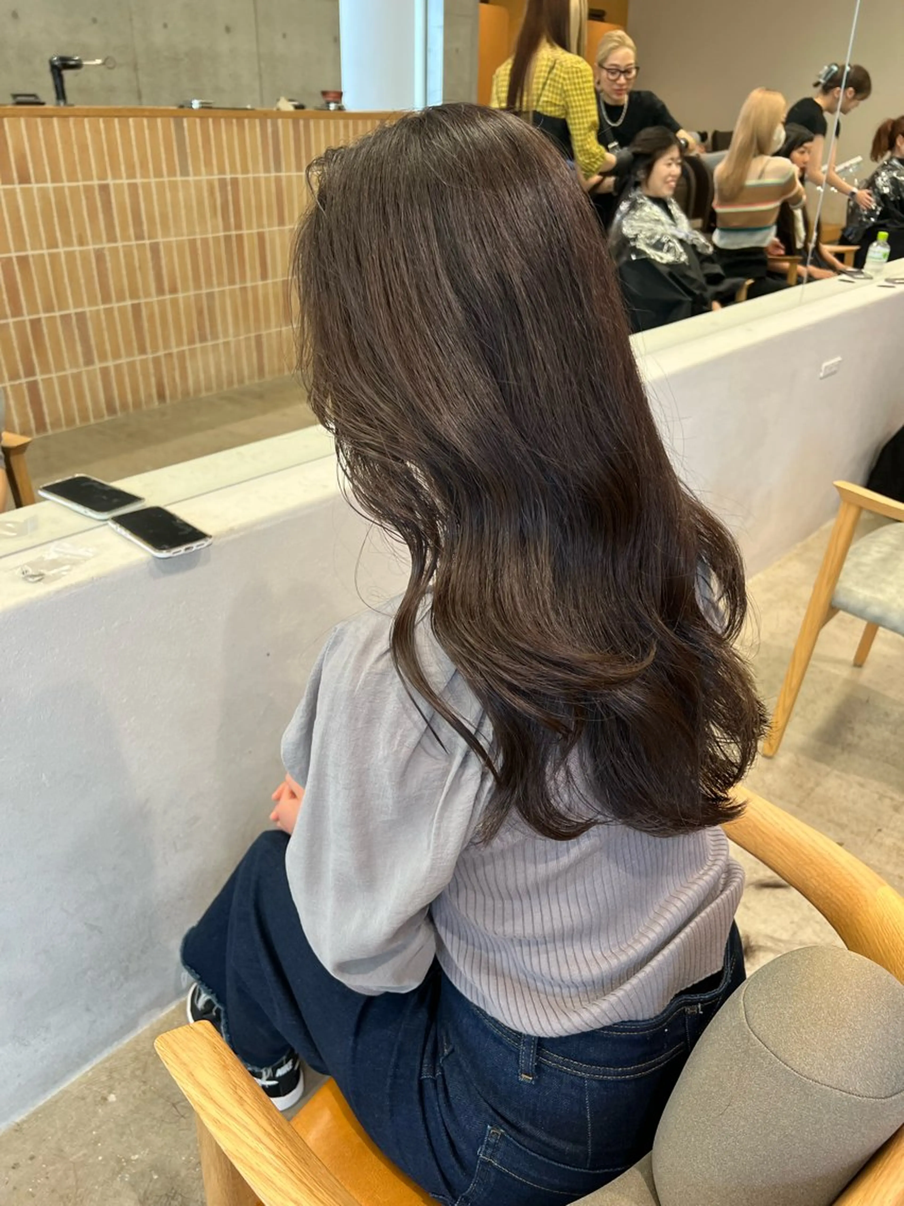 ロング カラー グレージュ ラベンダーカラー ラベンダーグレージュ ラベンダーグレー レイヤーカット カット ヘアカラー トリートメント 誰より丁寧なカット/ 小林輝/レイヤーのヘアスタイル