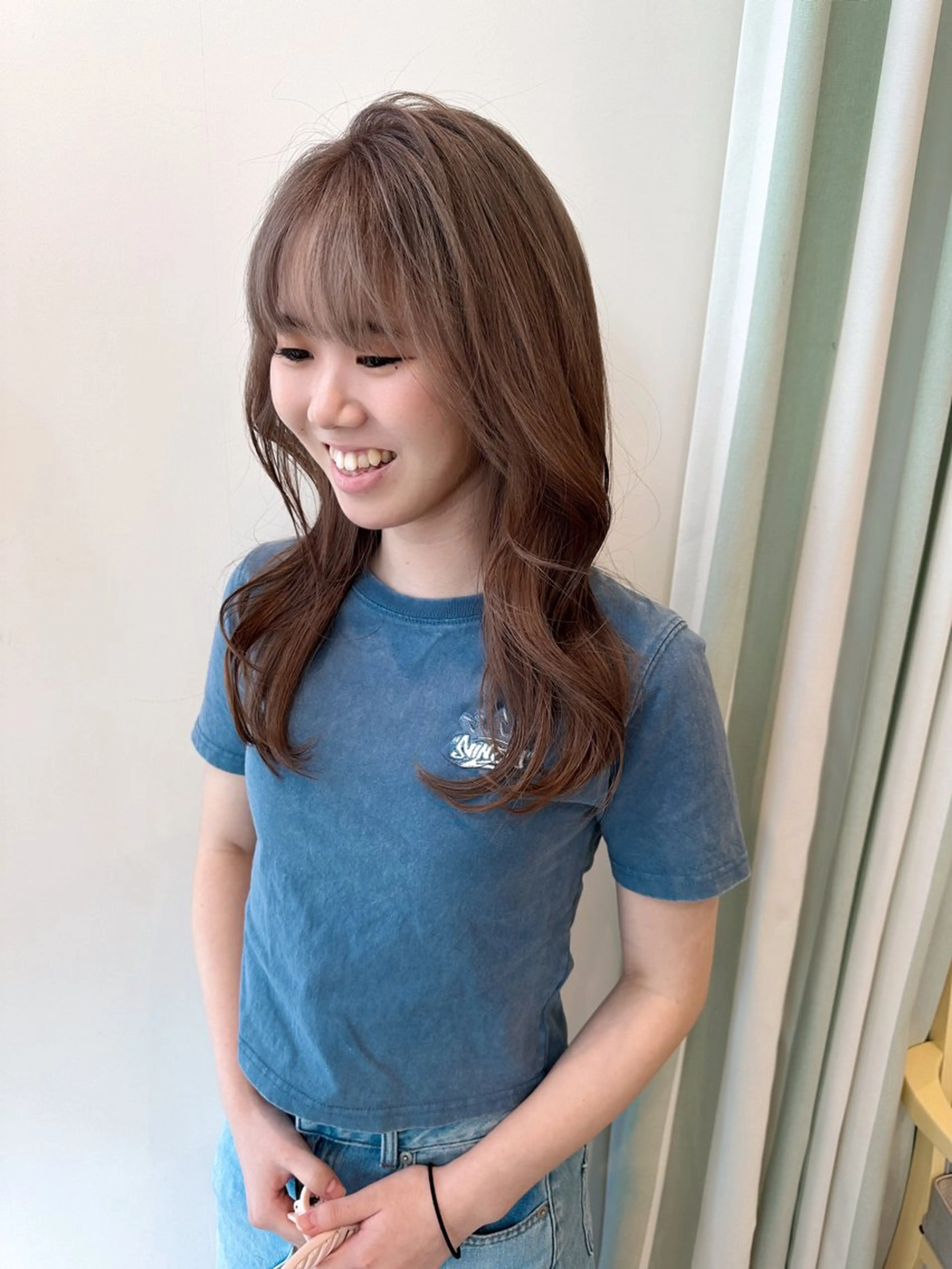 ロング ヘアカラー トリートメント 小顔レイヤー/ ベージュ🤍Rieのヘアスタイル