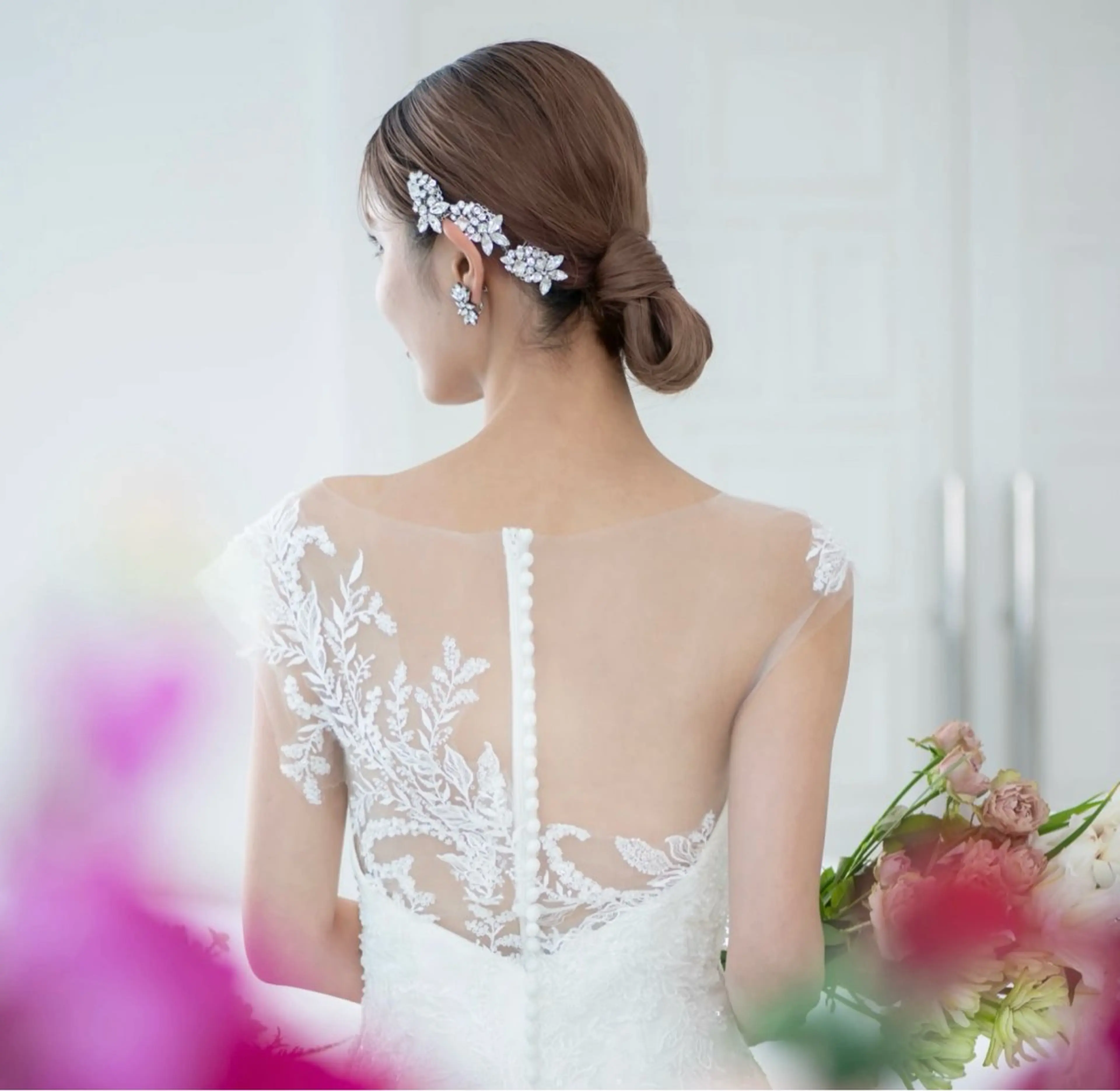 お顔の毛穴洗浄エステ付きブライダルシェービングの写真