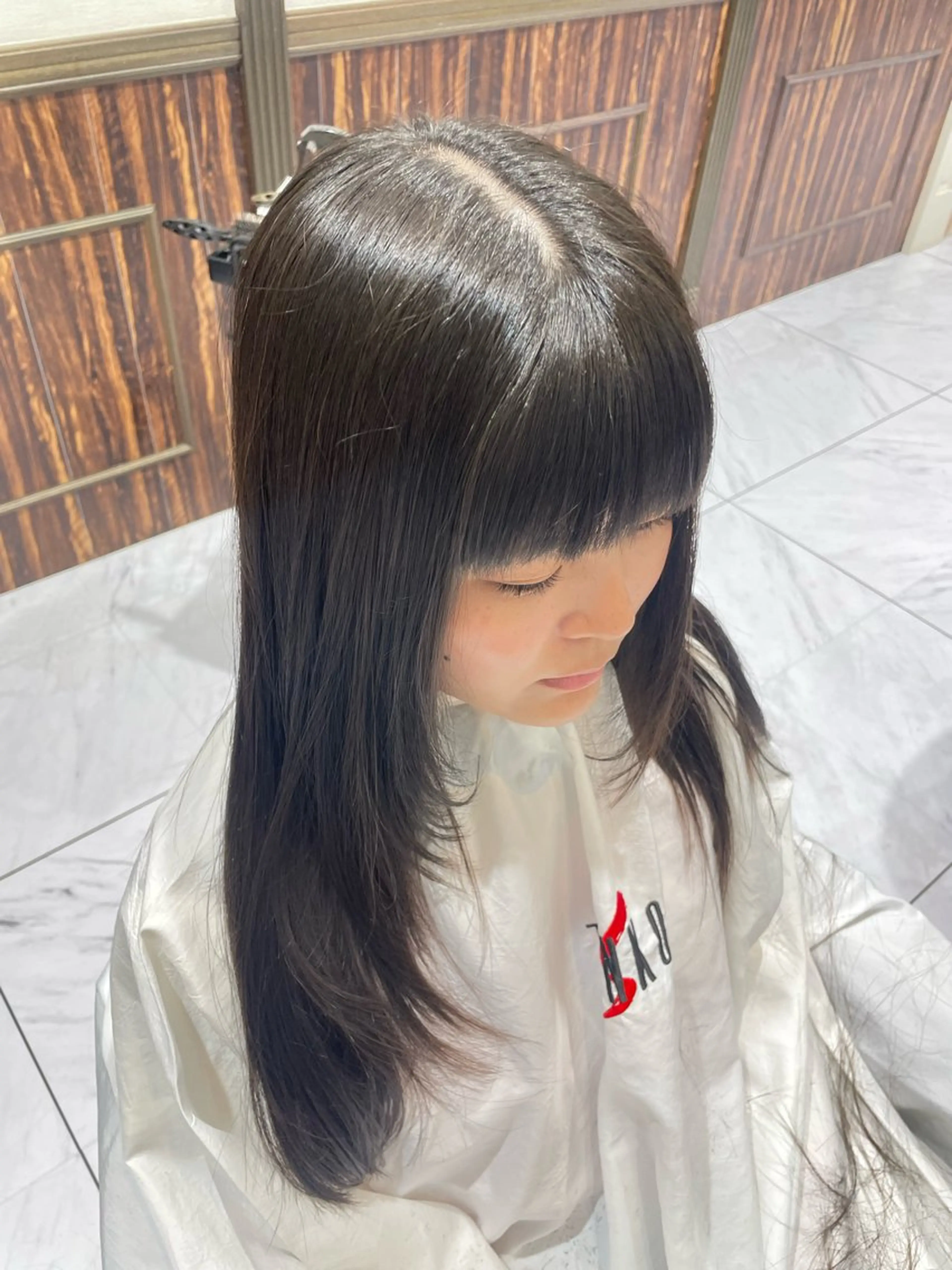 ロング 顔周りカット レイヤーカット ロング 岩崎 唯人のヘアスタイル