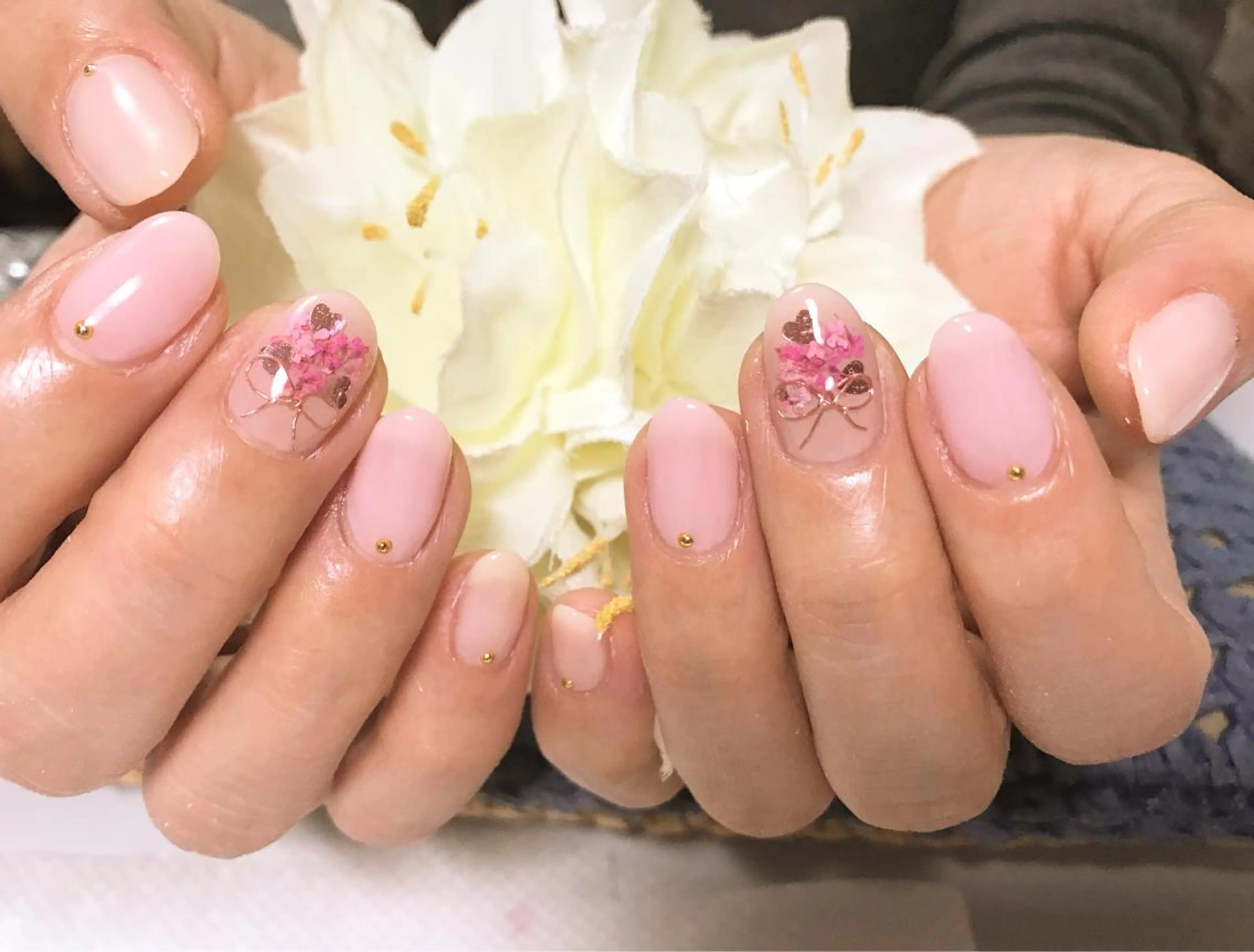 ネイル フラワーネイル フットネイル リボン シンプルネイル 春ネイル nail fufla ♡yamane♡のネイルデザイン