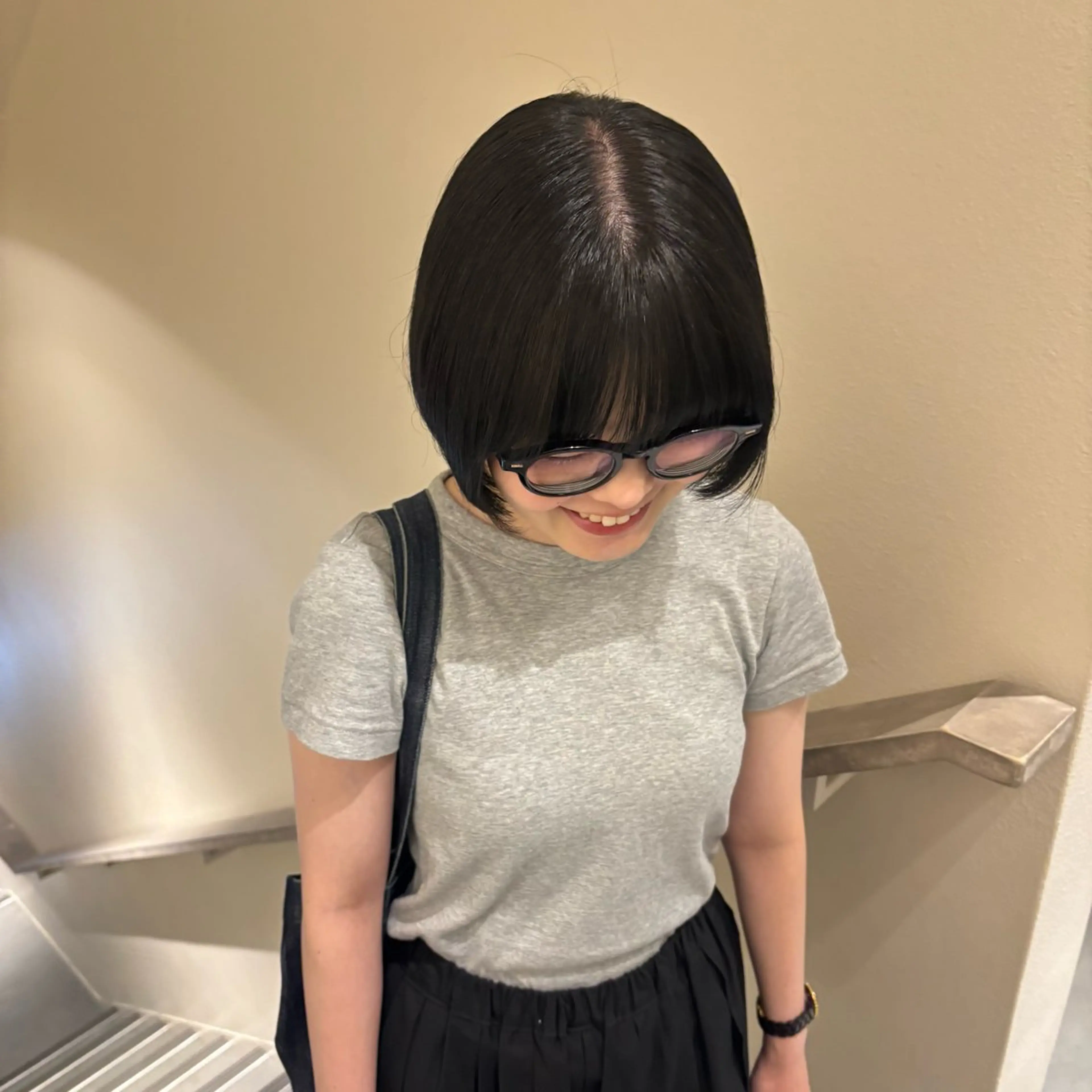 ショート カラー グレージュ オリーブグレージュ オリーブグレー 上條響子/伏見/ 透明感カラーの眉毛・アイブロウイメージ