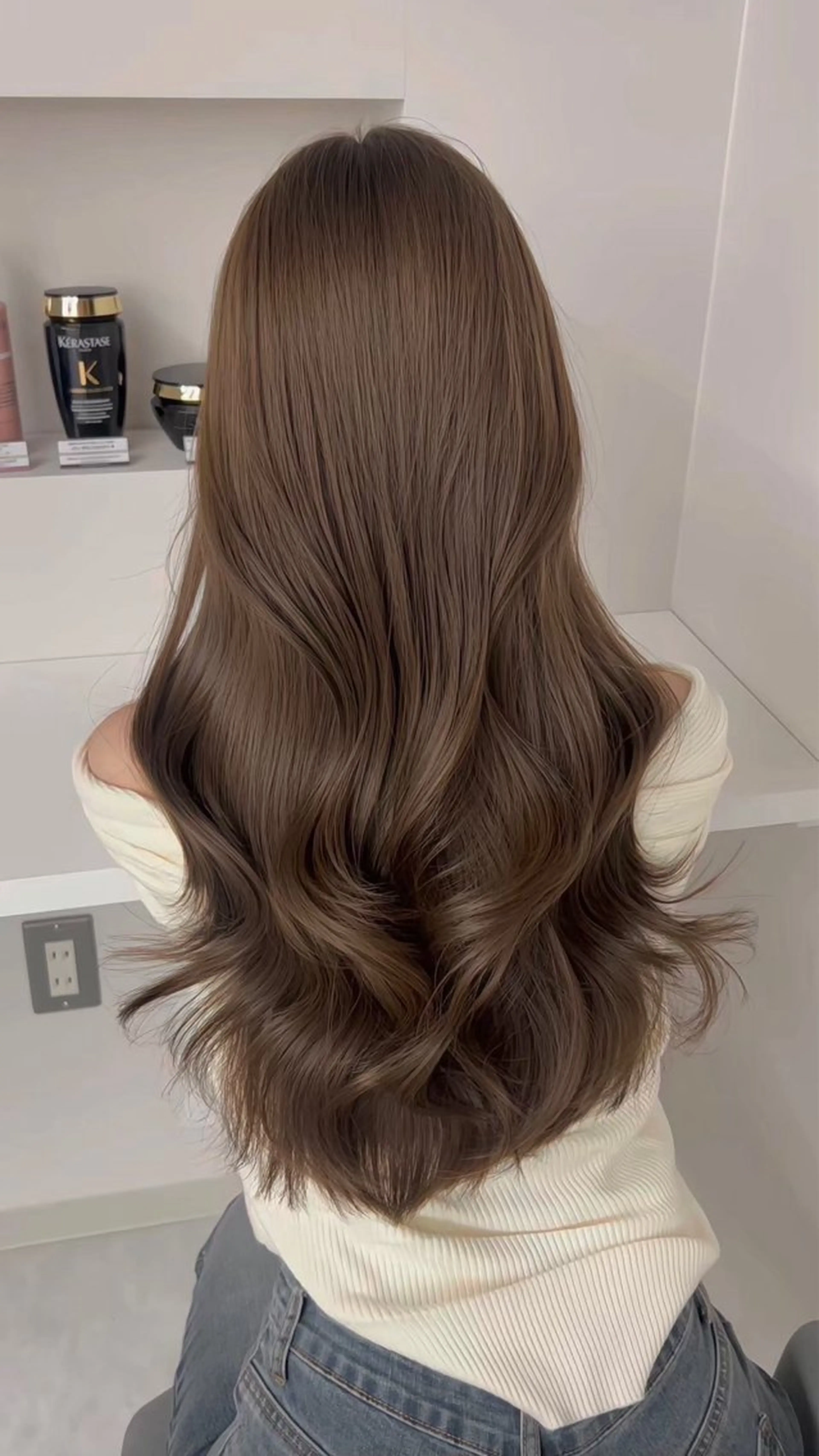 ロング モリシタ チョウのヘアスタイル