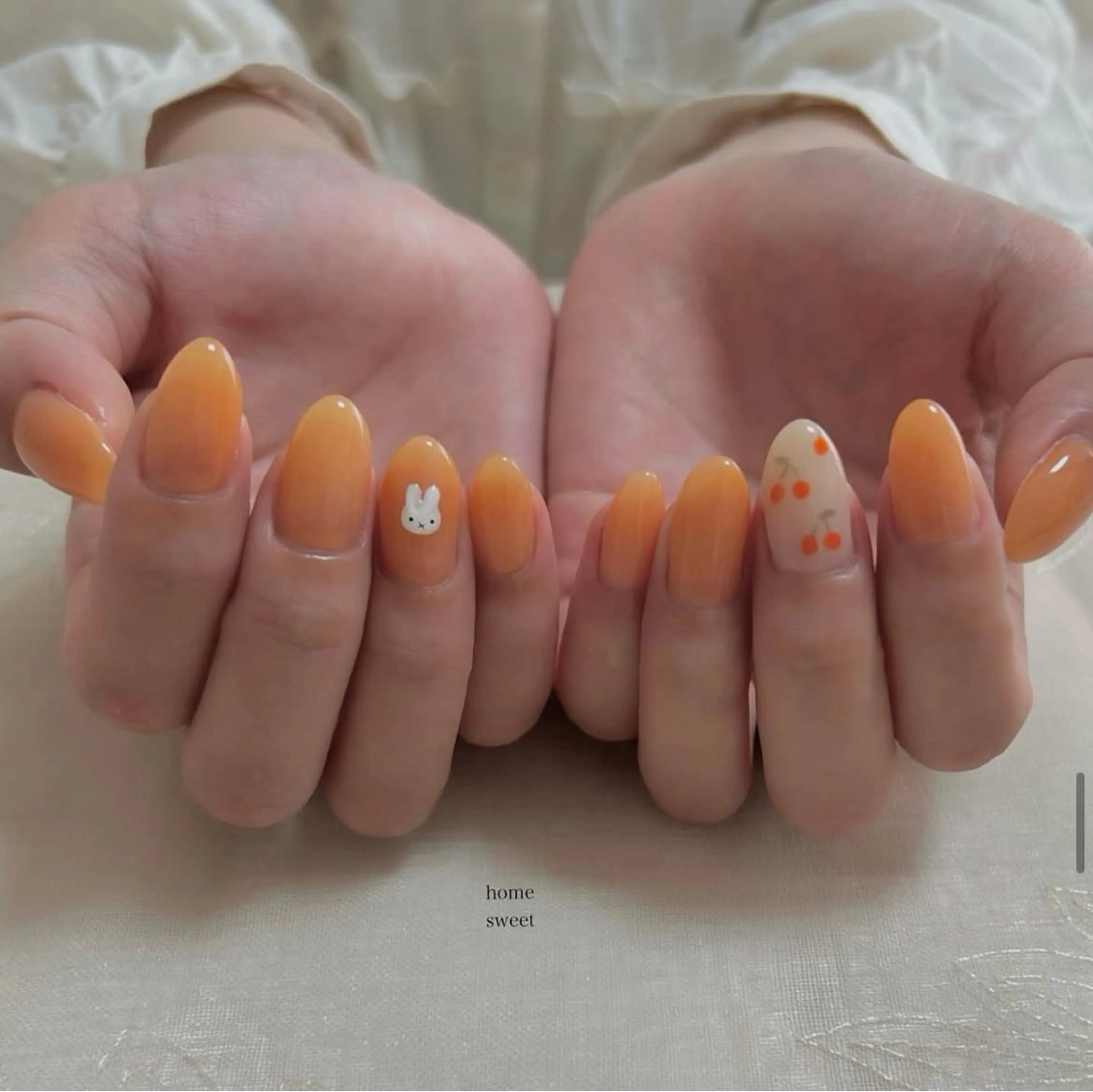 ミディアム ショートネイル. Home sweetのネイルデザイン