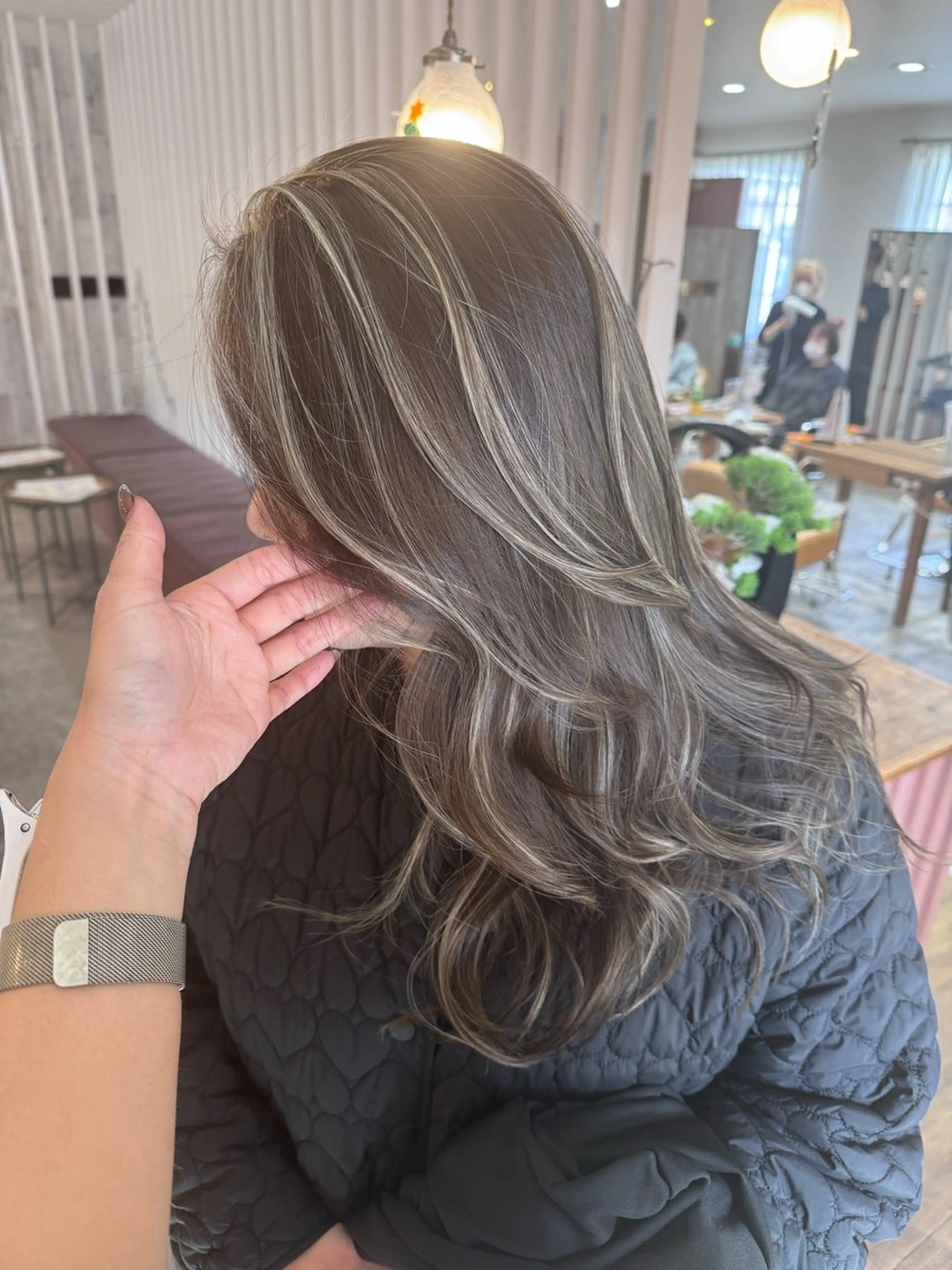 ロング カラー カット ヘアカラー 福井 珠乃のヘアスタイル