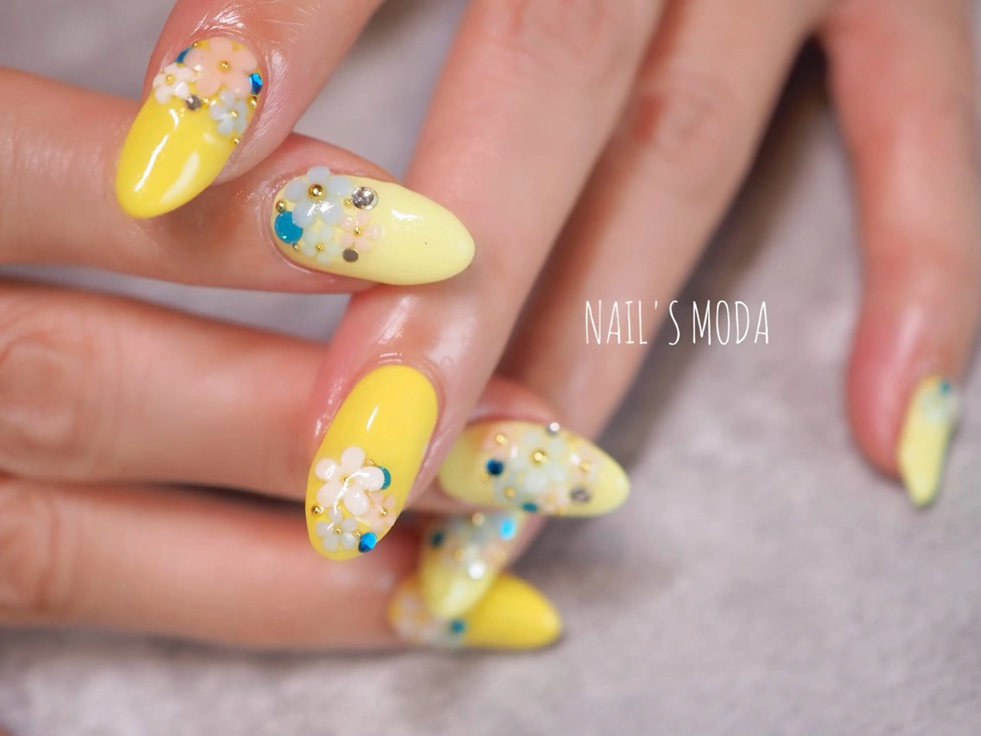 ネイル NAIL'S MODAのネイルデザイン