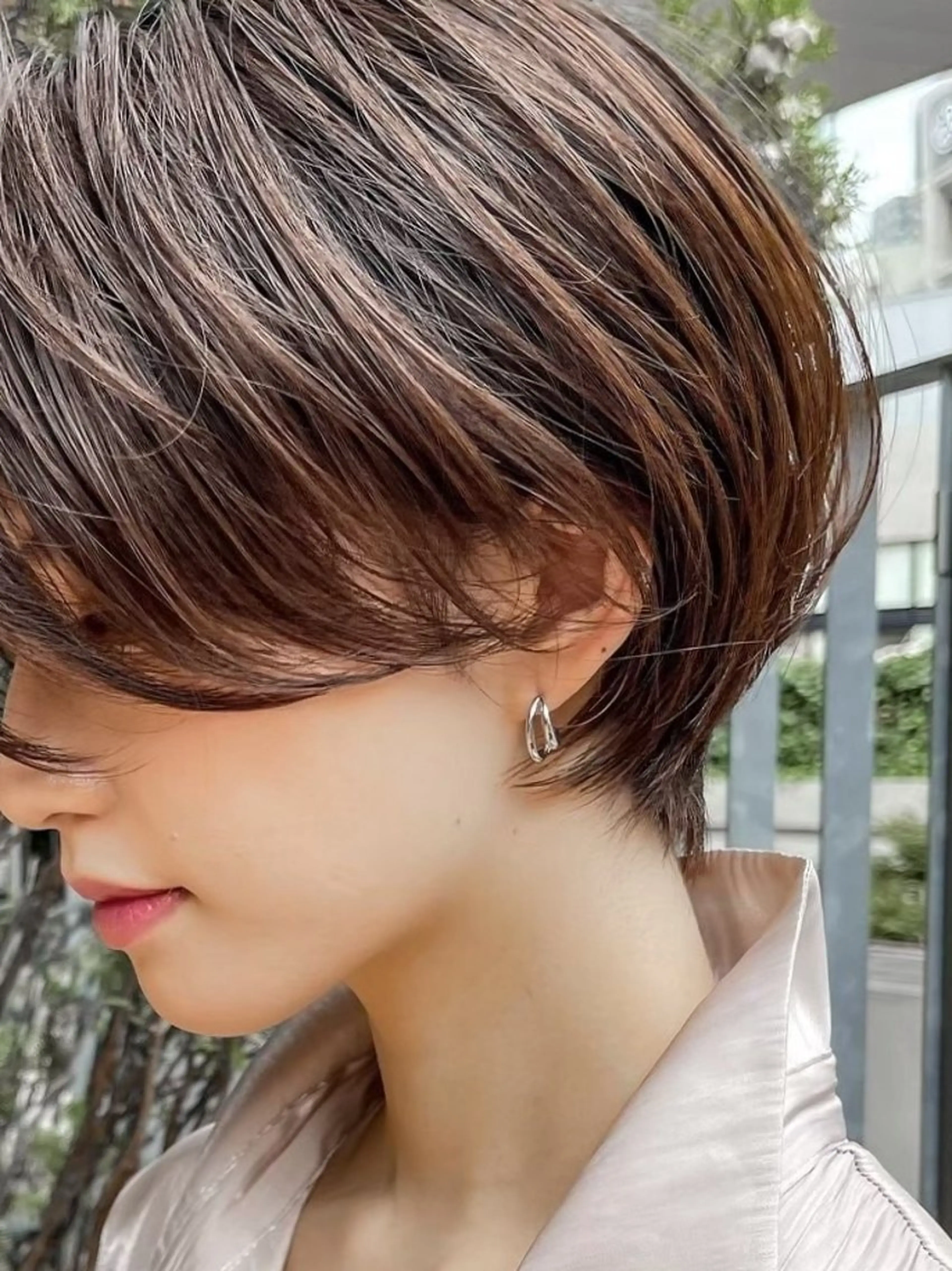 カラー 江坂 misaki のヘアスタイル