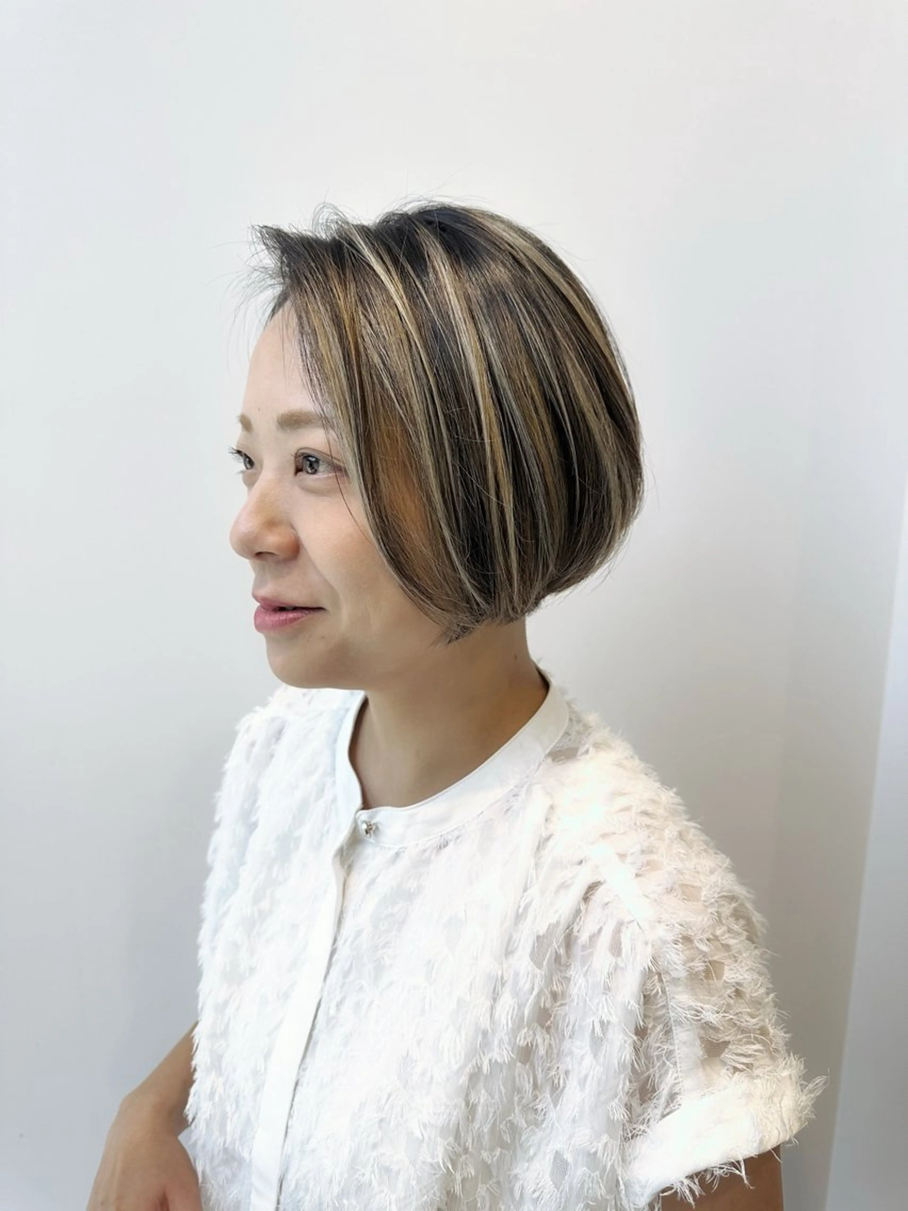 ショート カラー ハイライトカラー ハイライト ショートヘア カット ヘアカラー 銀座透け感大人カラー 🌴フルカワのヘアスタイル