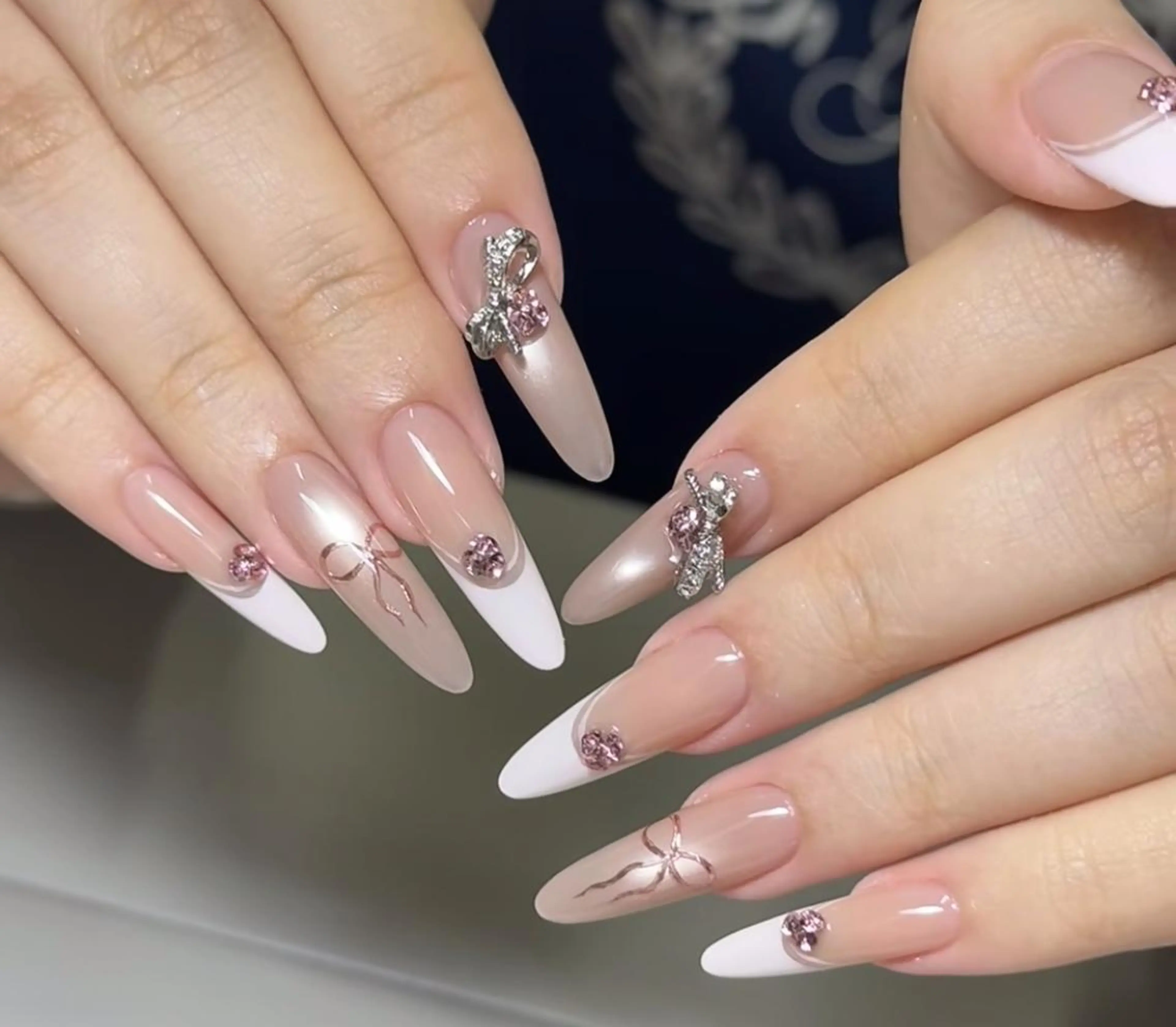 ネイル ハンドネイル 🎀 KiKi_nailのネイルデザイン