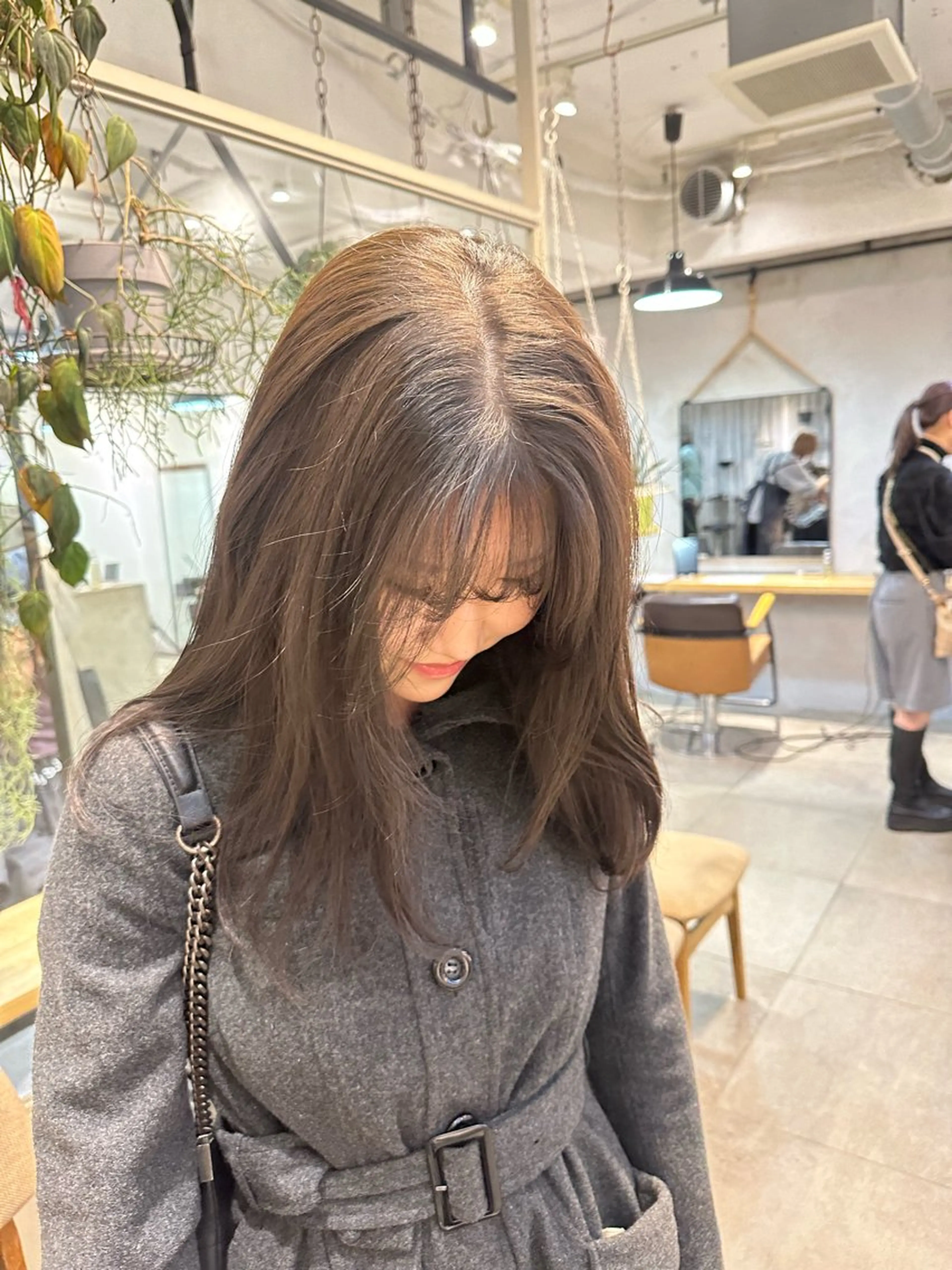 ミディアム カラー ベージュカラー オリーブベージュ カット ヘアカラー トリートメント ヘッドスパ REINA☁️透明感 カラー/ぷつっと♡のヘアスタイル