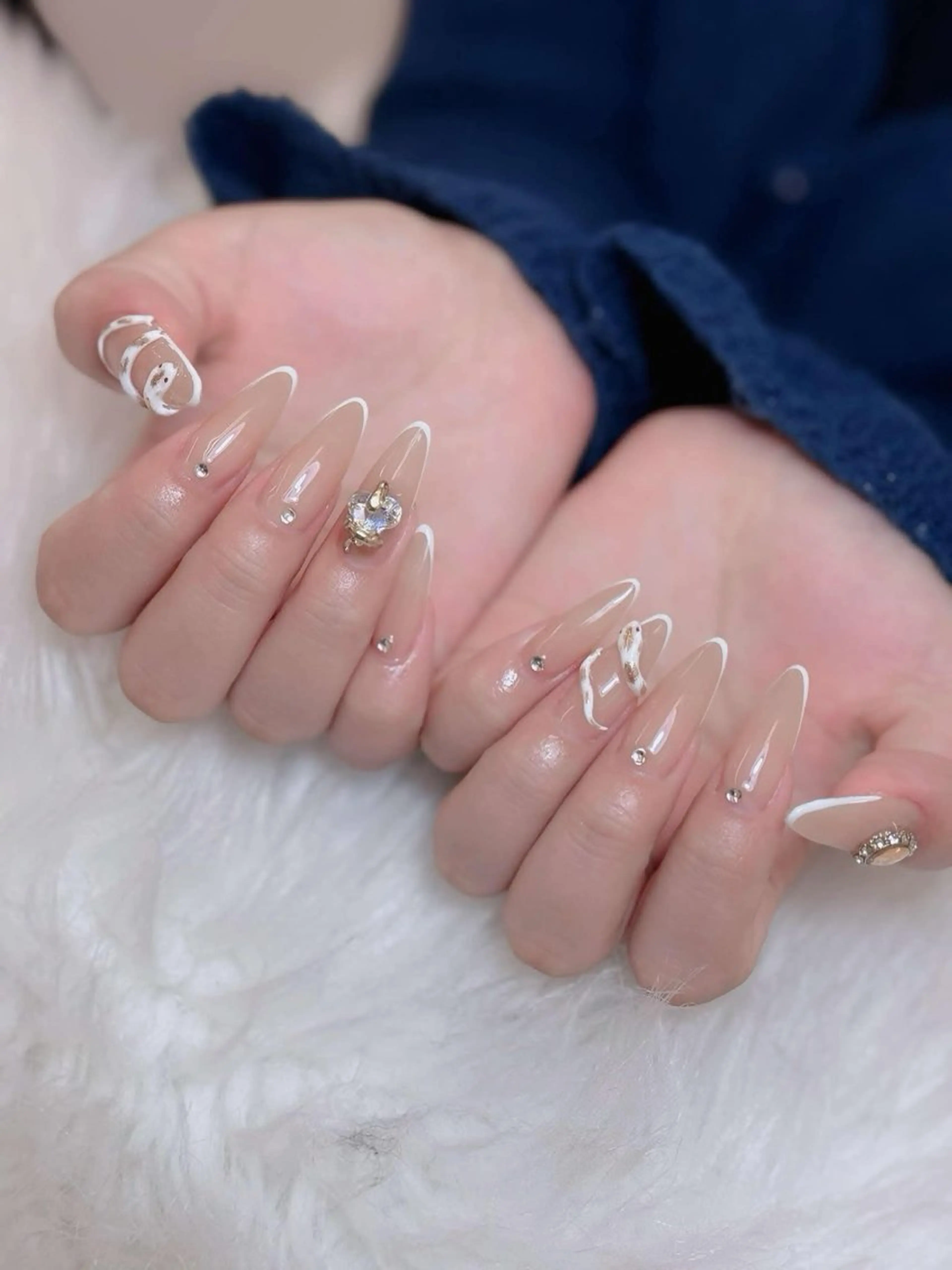 ネイル アートネイル オーロラネイル チークネイル 長さ出し フットネイル ハンドネイル フットネイル ハンドケア Noiranail_ studio川越西口のネイルデザイン