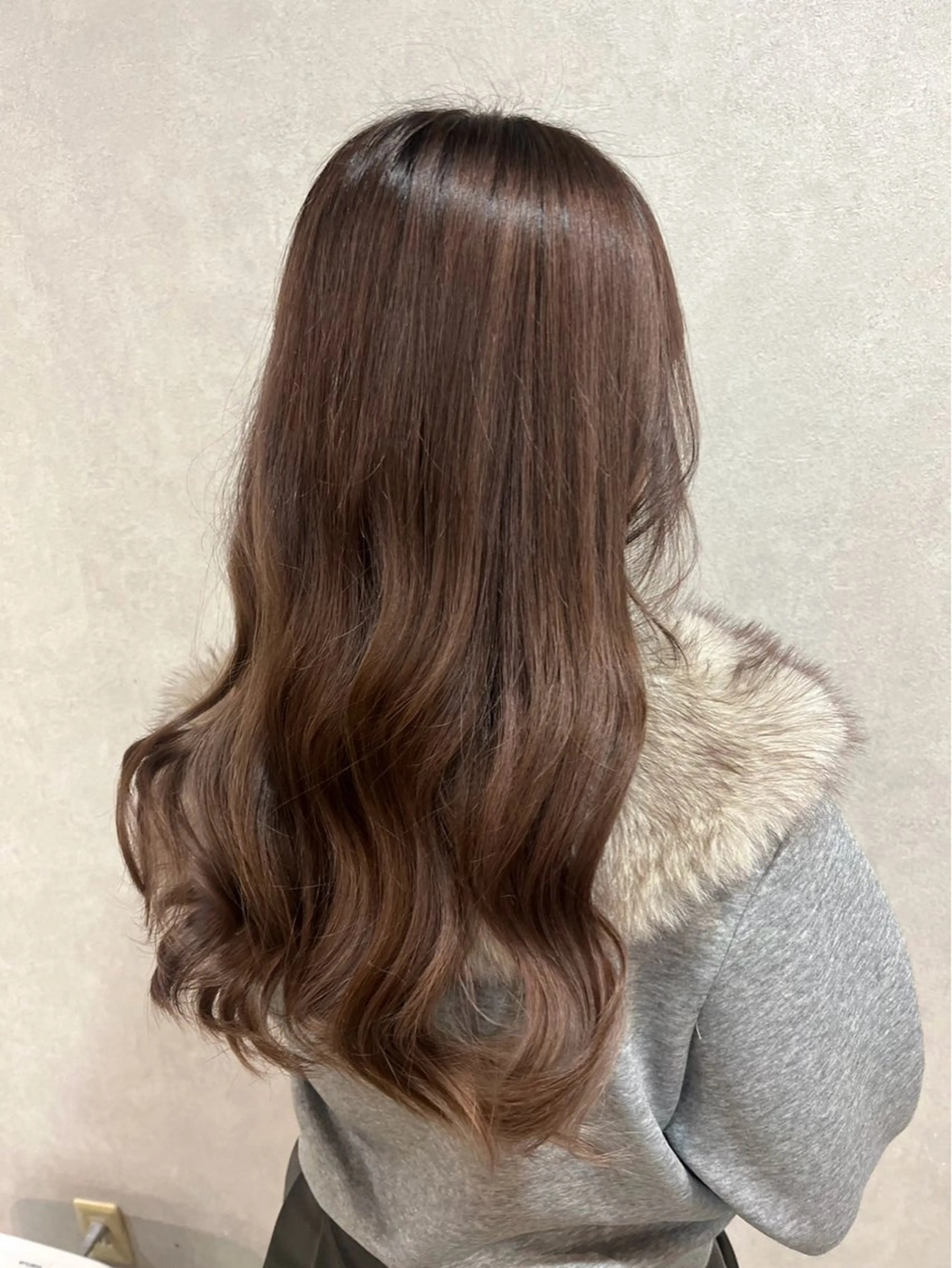 ロング レイヤーカット 木場 麗咲のヘアスタイル