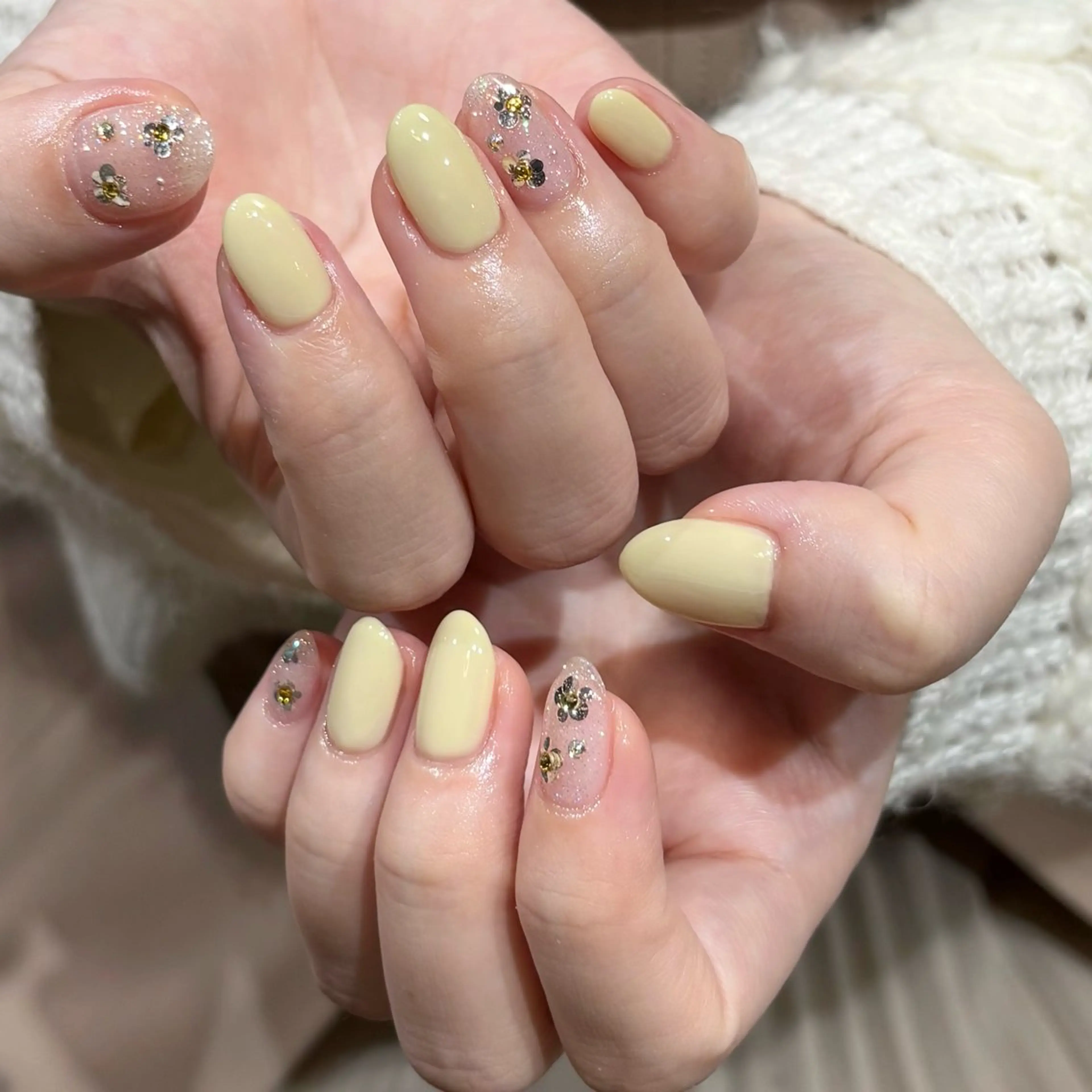 ネイル パラジェルサロン 大人女性が通うサロンのネイルデザイン