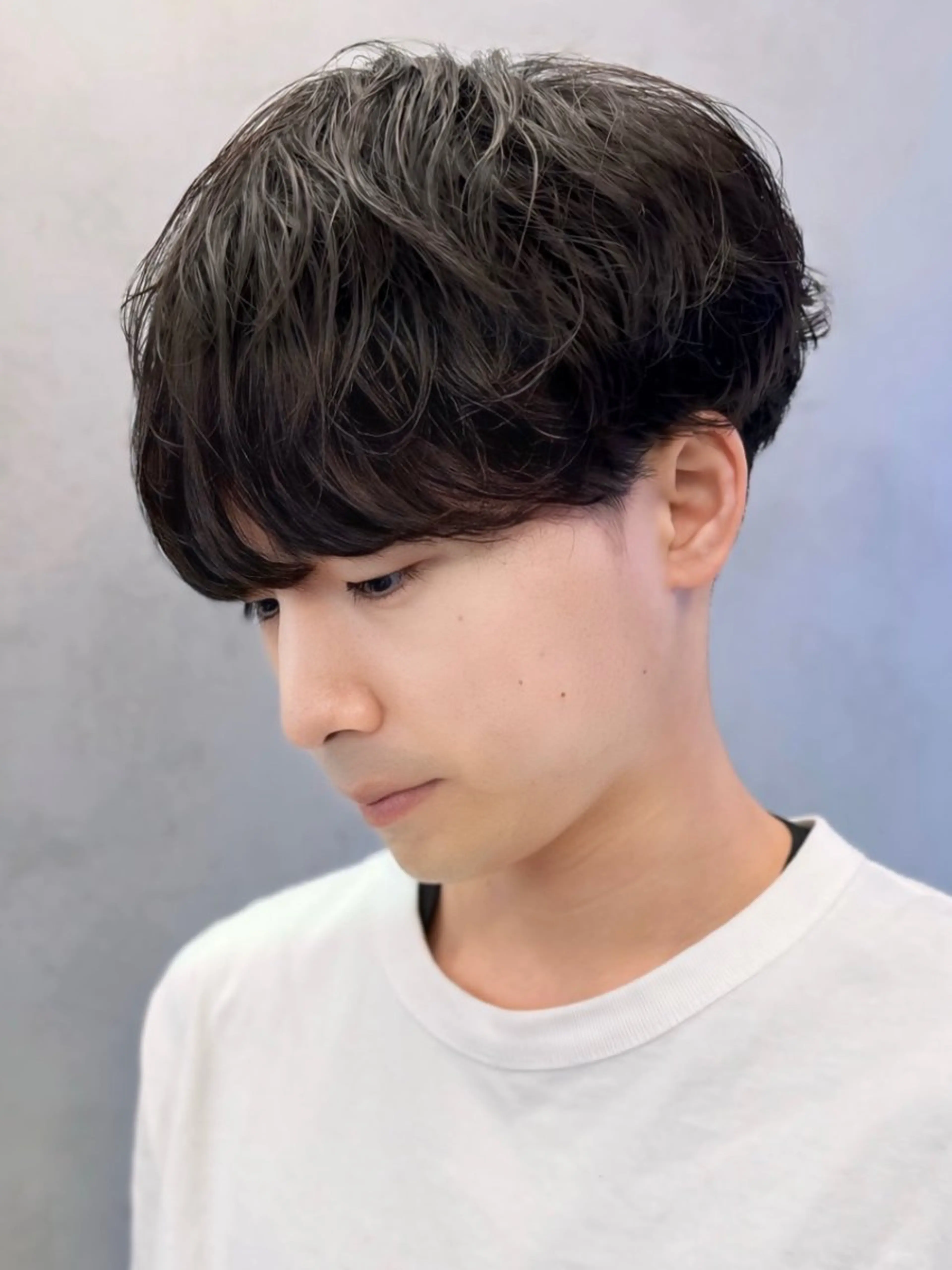 パーマ シャドウ/フェザー パーマメンズりつきのヘアスタイル