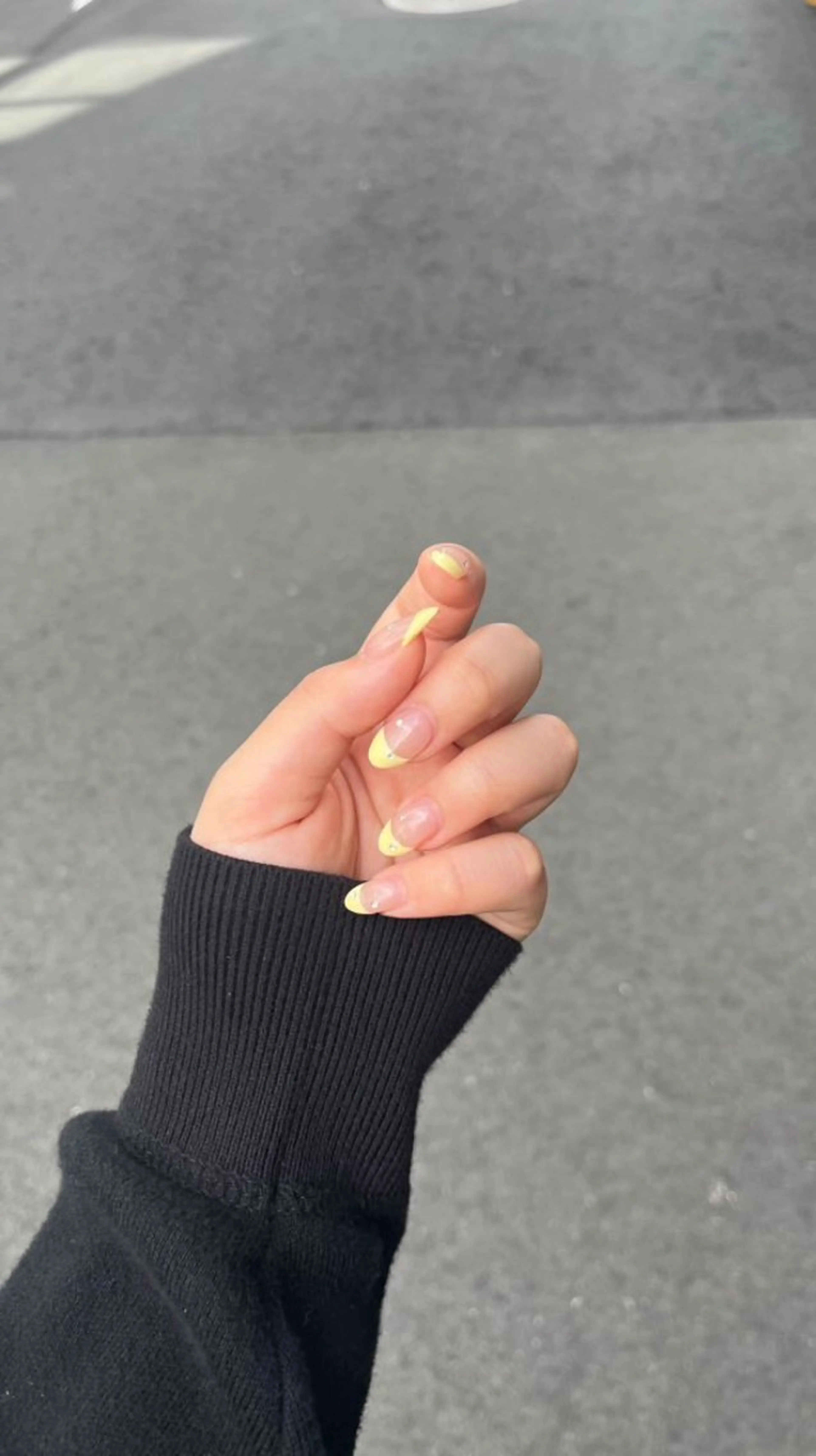 ネイル ハンドネイル 濱岡 咲のネイルデザイン