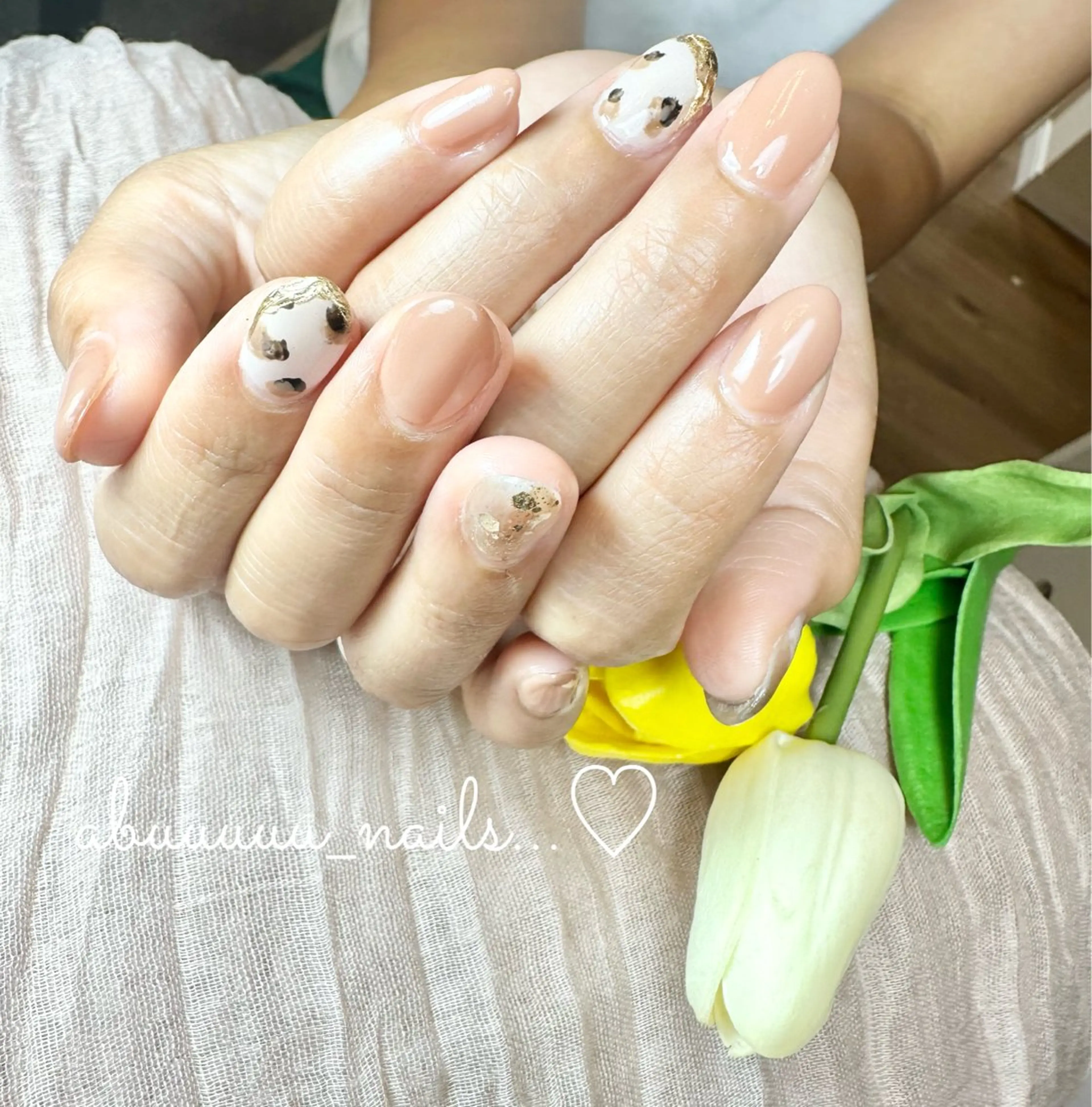 ネイル アニマル柄 アートネイル ミラーネイル ニュアンスネイル abuuuuu nailsのネイルデザイン