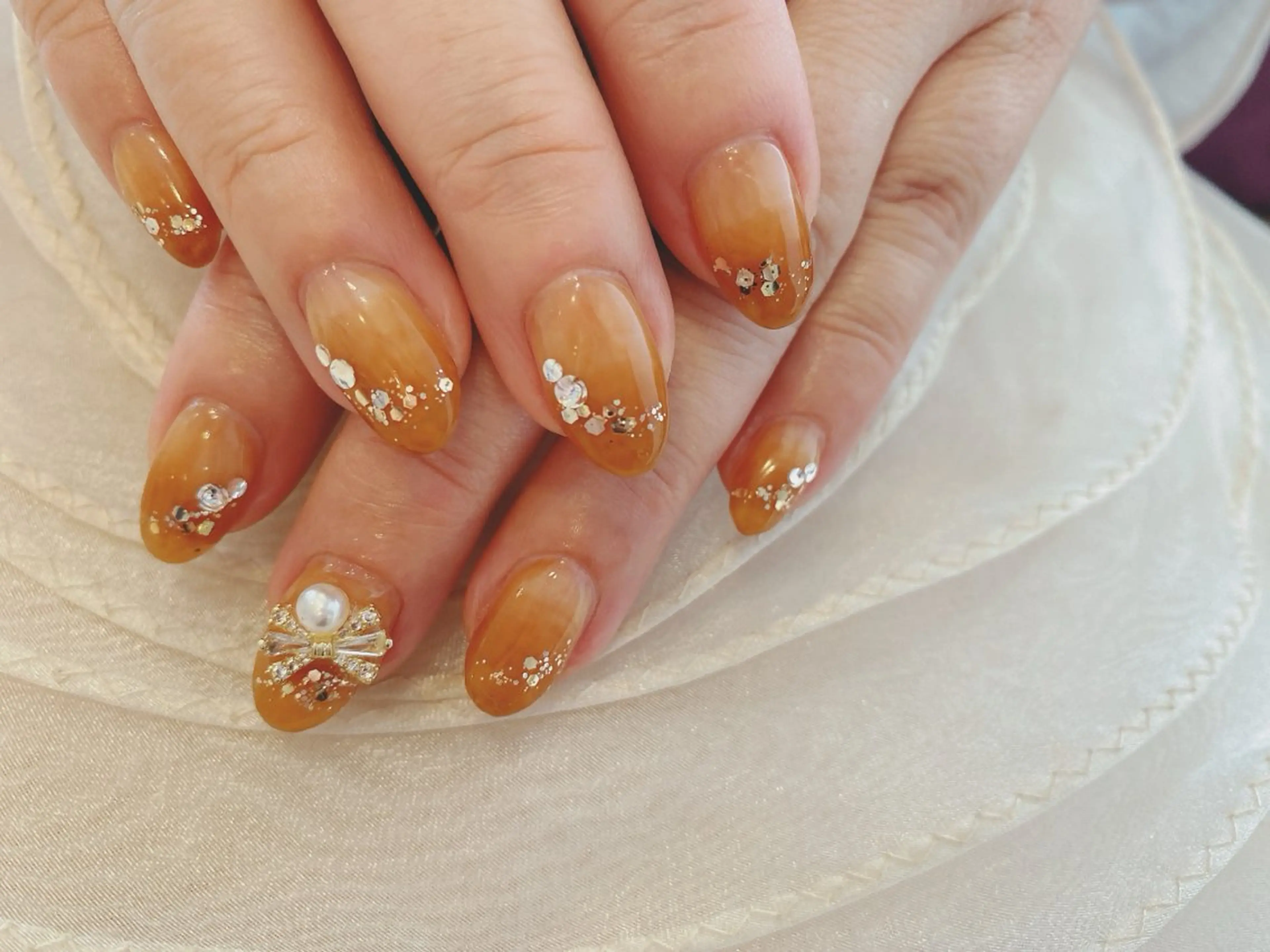 ネイル ネイル ティアラのネイルデザイン