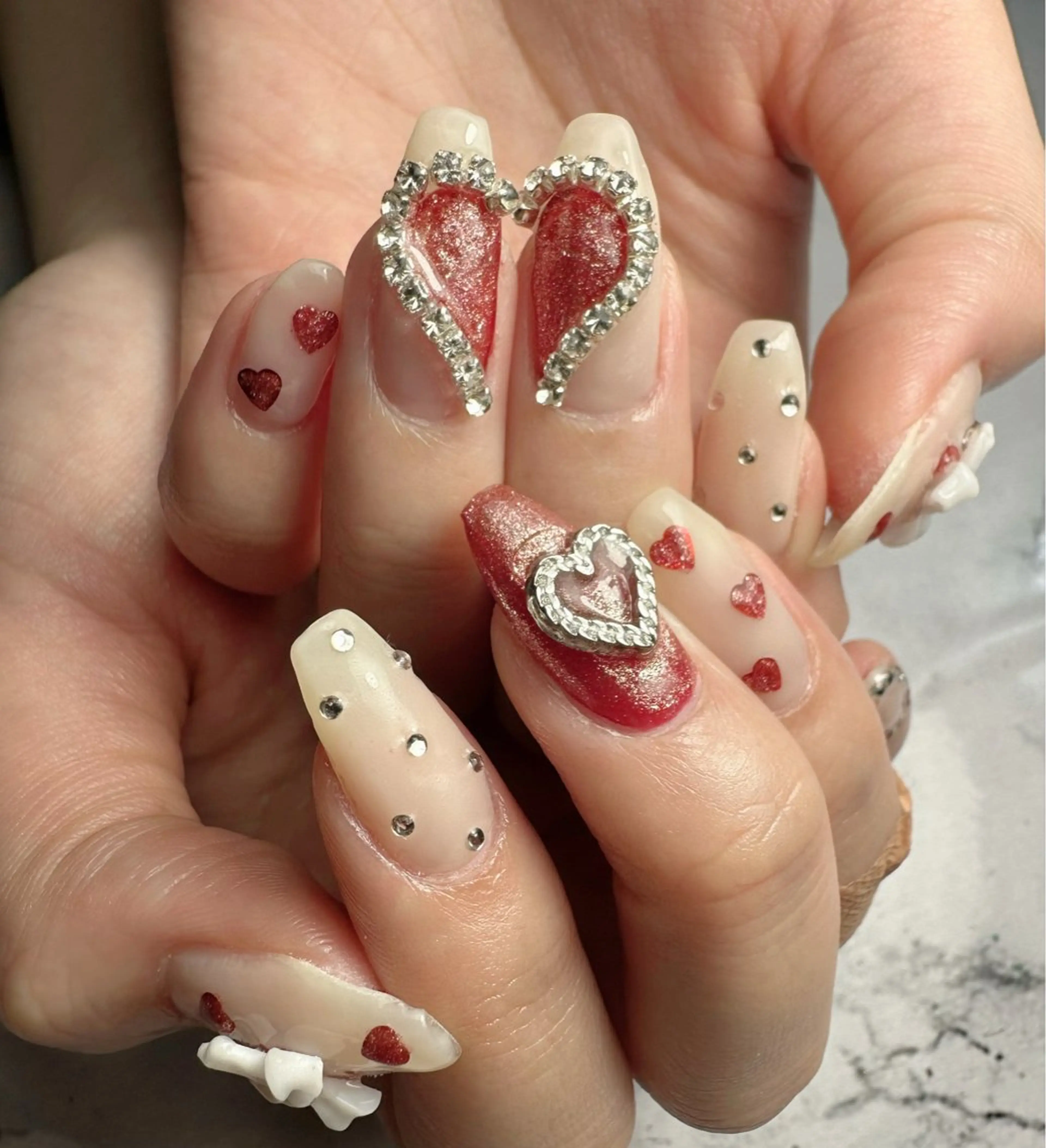 ネイル 新山 聖のネイルデザイン